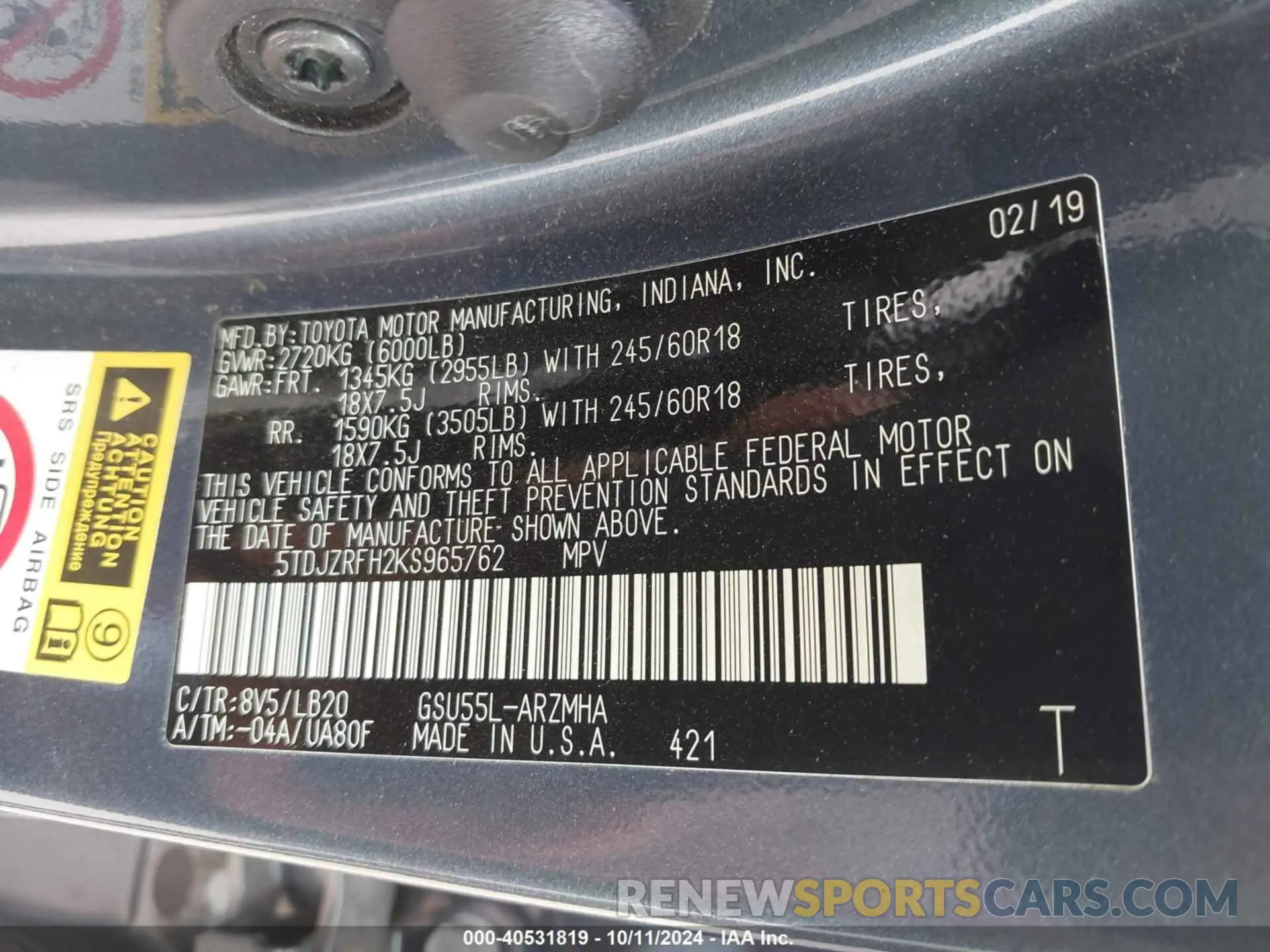 9 Photograph of a damaged car 5TDJZRFH2KS965762 TOYOTA HIGHLANDER 2019