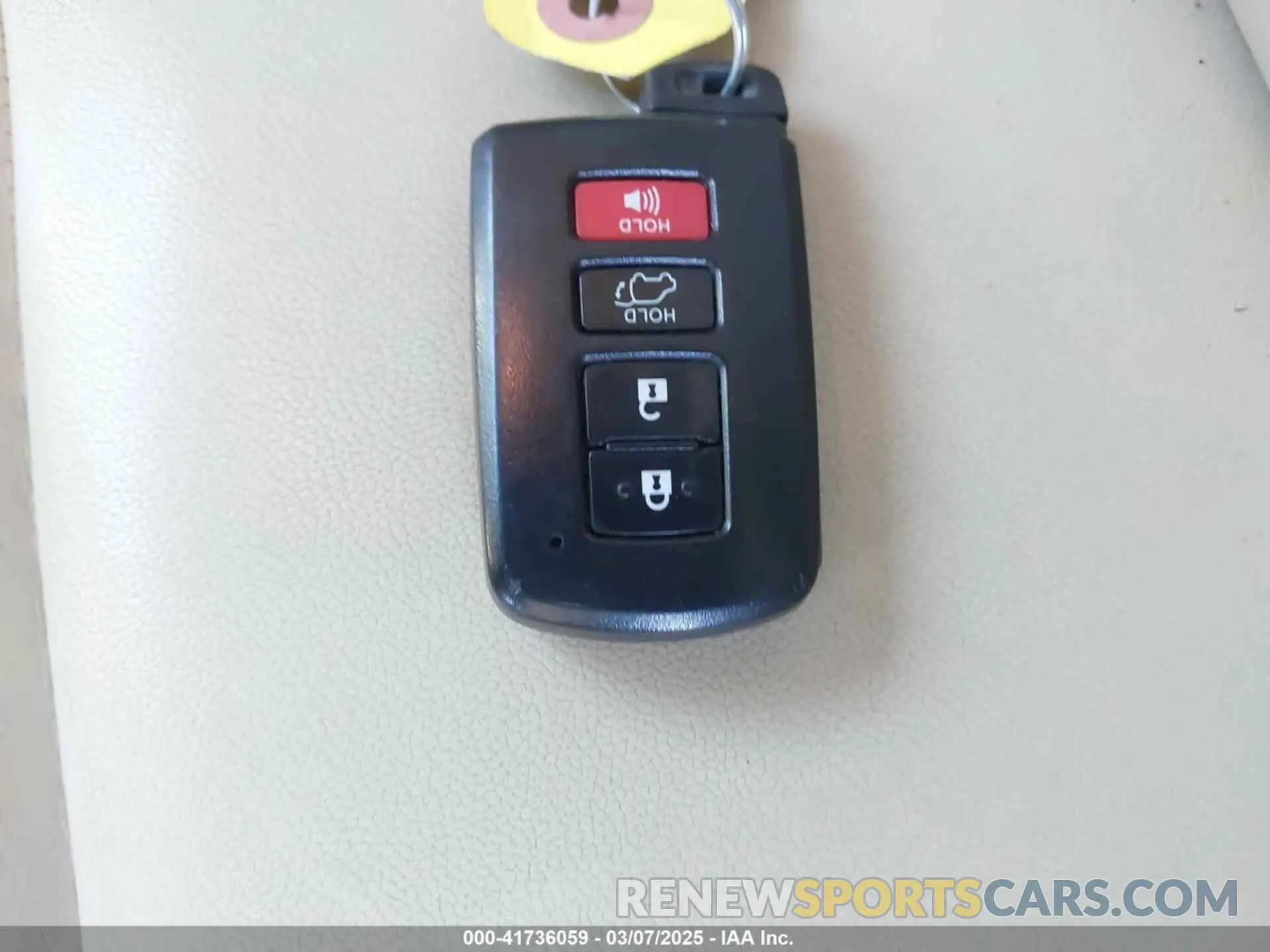 11 Photograph of a damaged car 5TDJZRFH3KS580338 TOYOTA HIGHLANDER 2019