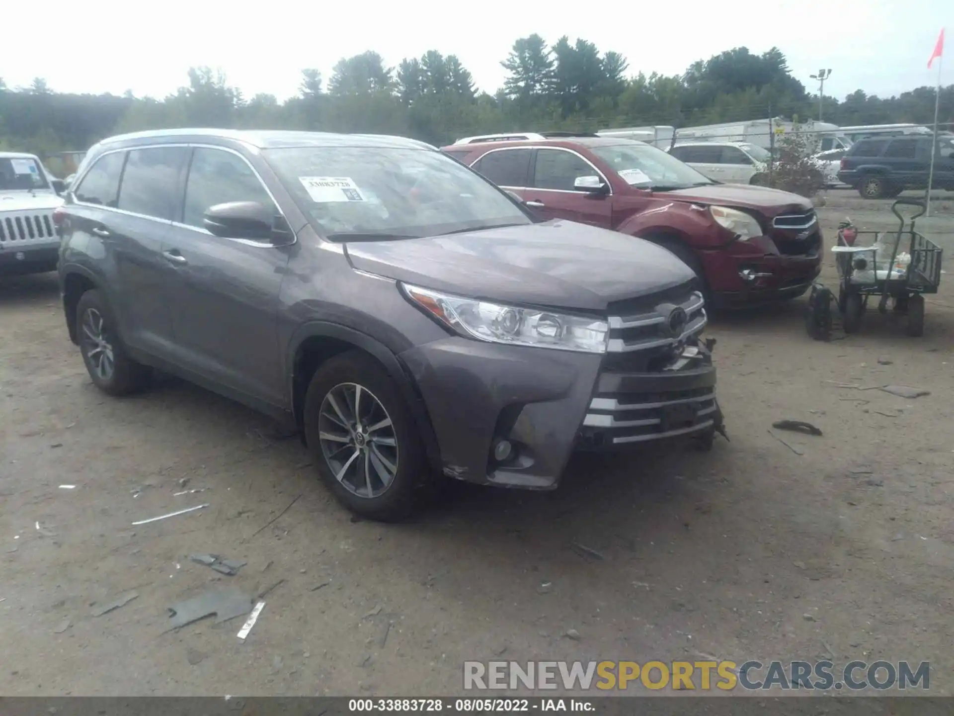 1 Photograph of a damaged car 5TDJZRFH3KS581019 TOYOTA HIGHLANDER 2019