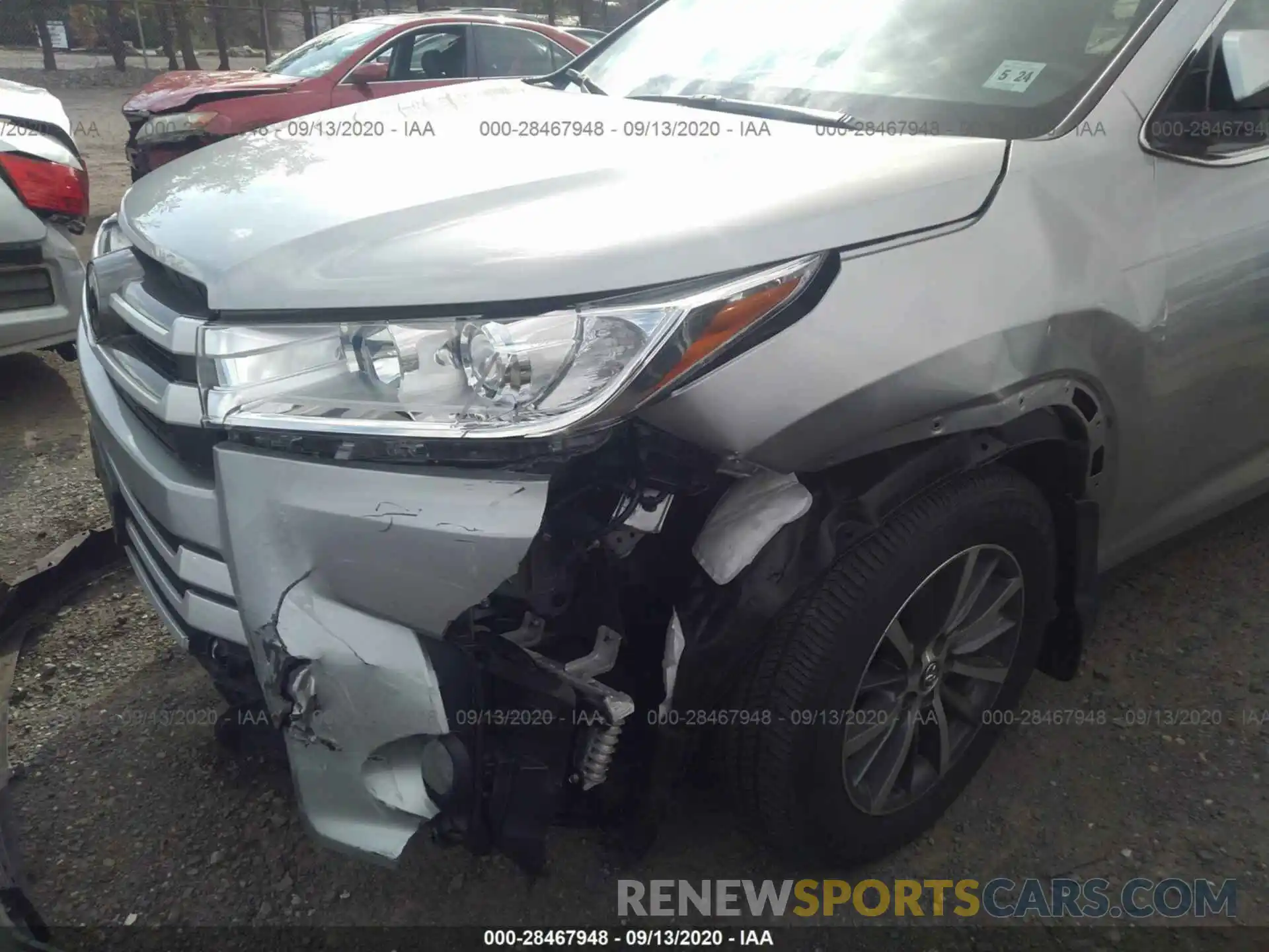 6 Photograph of a damaged car 5TDJZRFH3KS586978 TOYOTA HIGHLANDER 2019