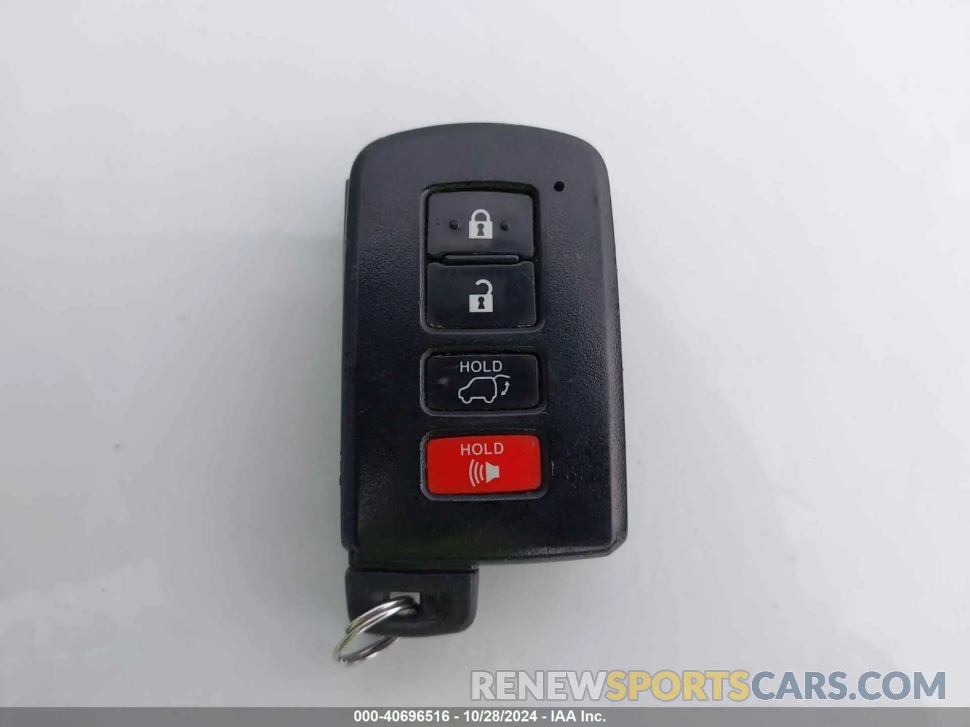11 Photograph of a damaged car 5TDJZRFH3KS588603 TOYOTA HIGHLANDER 2019