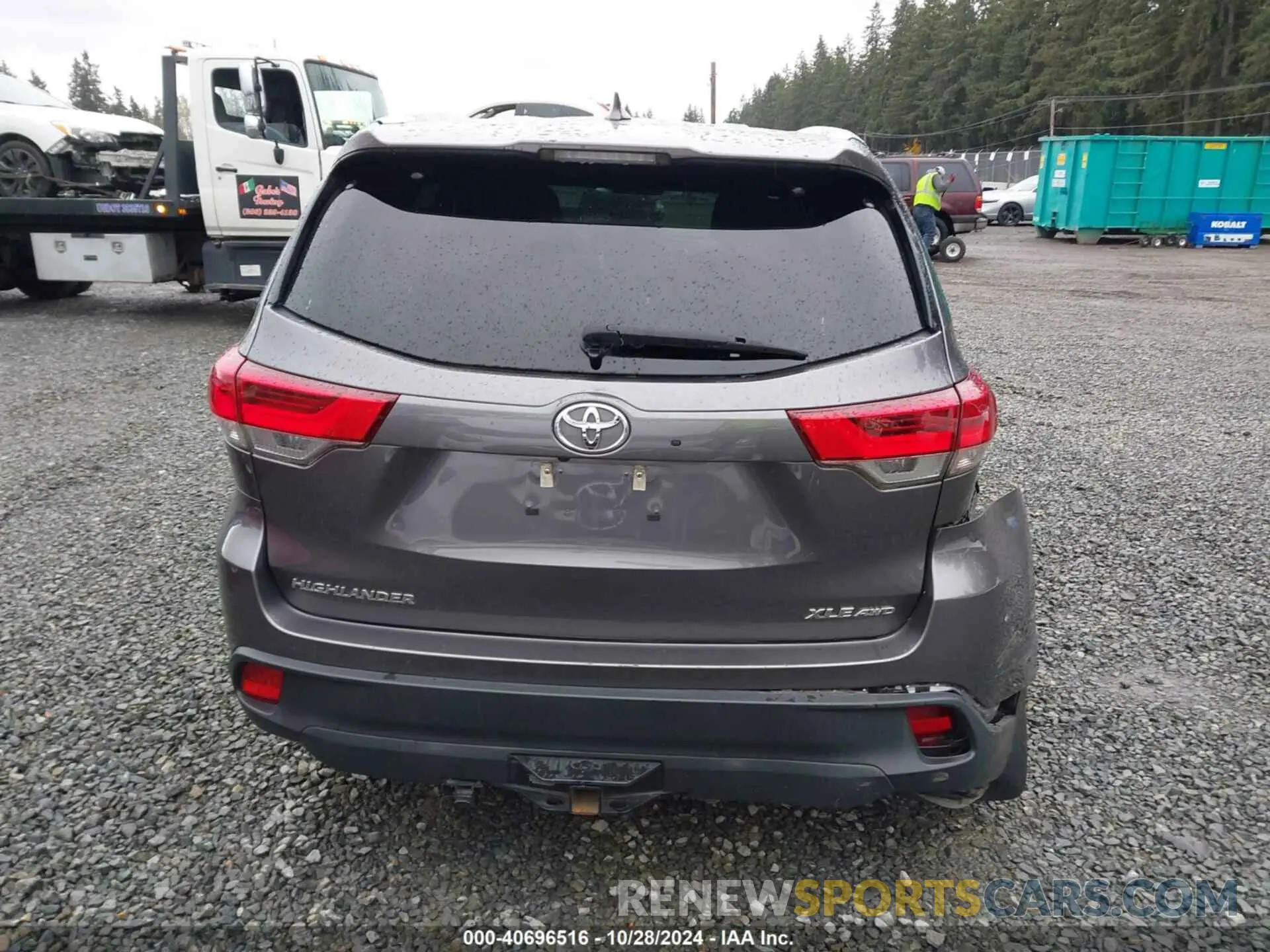 16 Photograph of a damaged car 5TDJZRFH3KS588603 TOYOTA HIGHLANDER 2019