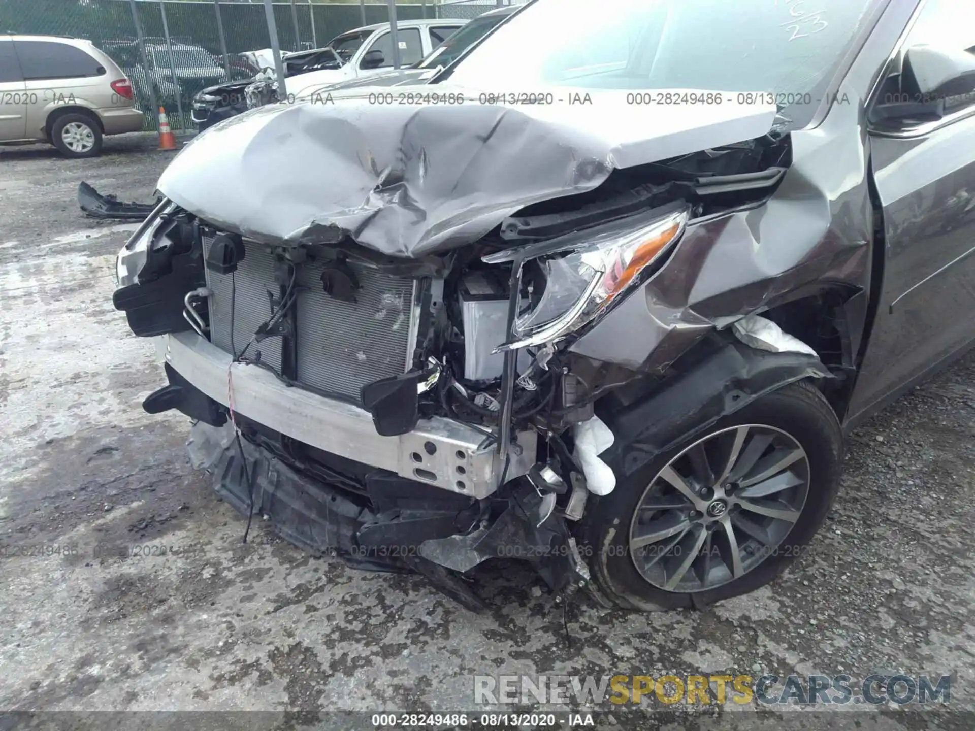 6 Photograph of a damaged car 5TDJZRFH3KS611250 TOYOTA HIGHLANDER 2019