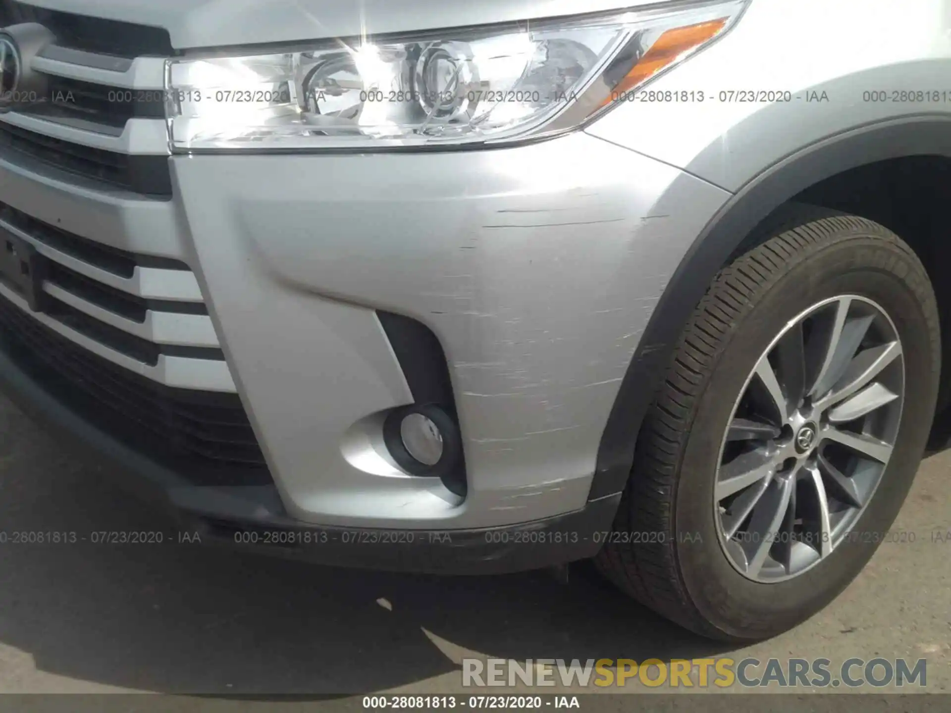 6 Photograph of a damaged car 5TDJZRFH3KS611961 TOYOTA HIGHLANDER 2019