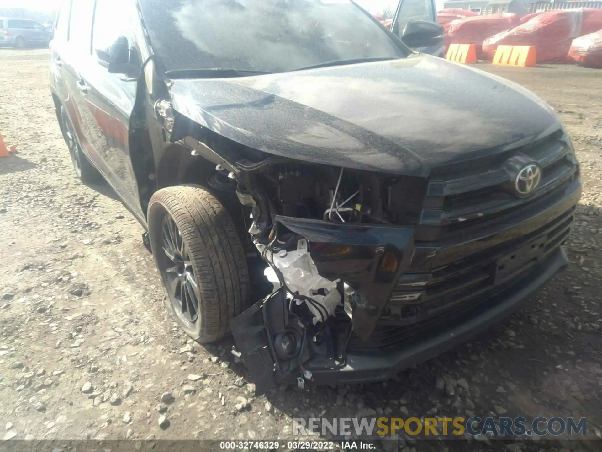 6 Photograph of a damaged car 5TDJZRFH3KS730223 TOYOTA HIGHLANDER 2019