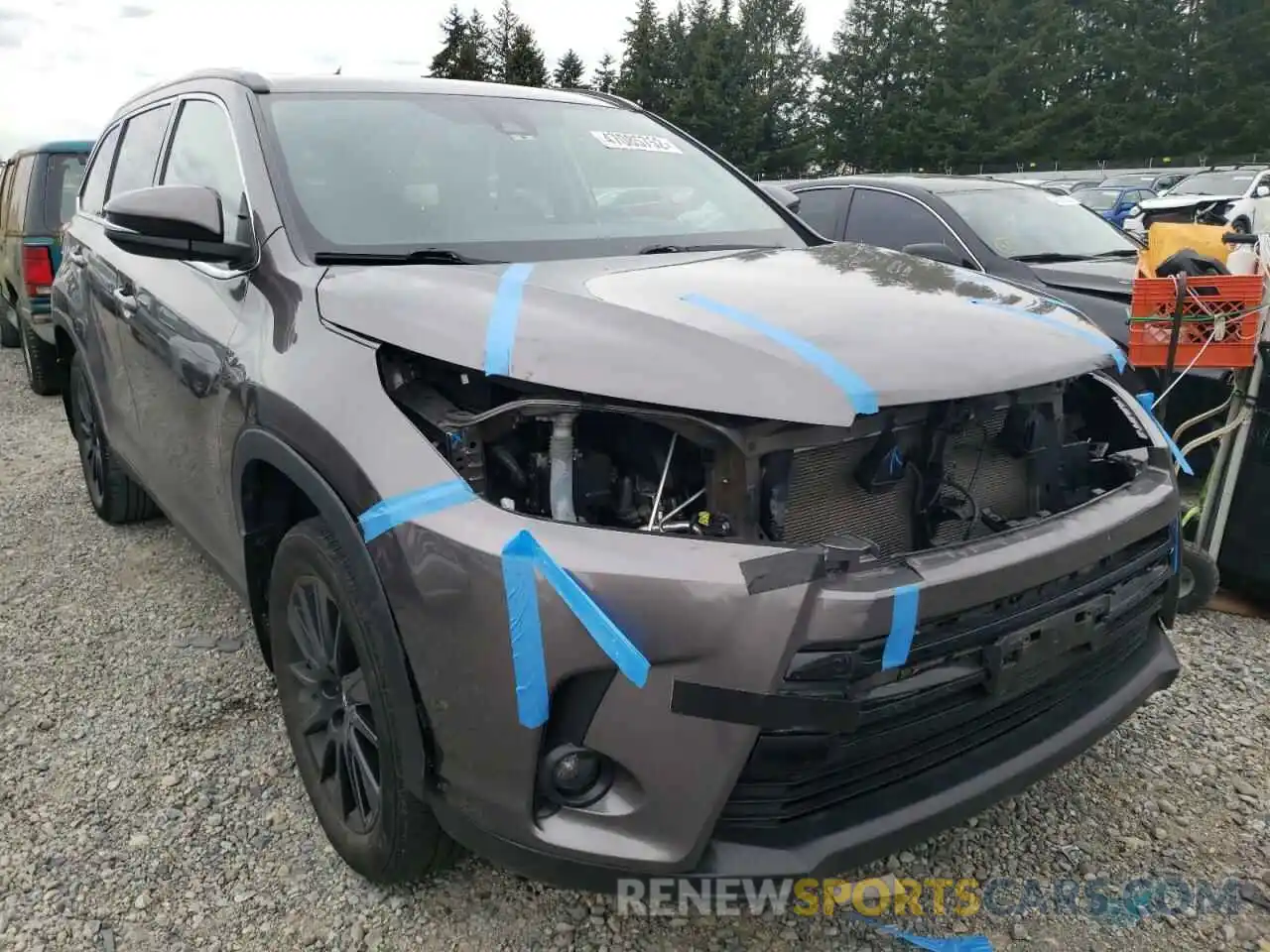 1 Photograph of a damaged car 5TDJZRFH3KS926453 TOYOTA HIGHLANDER 2019