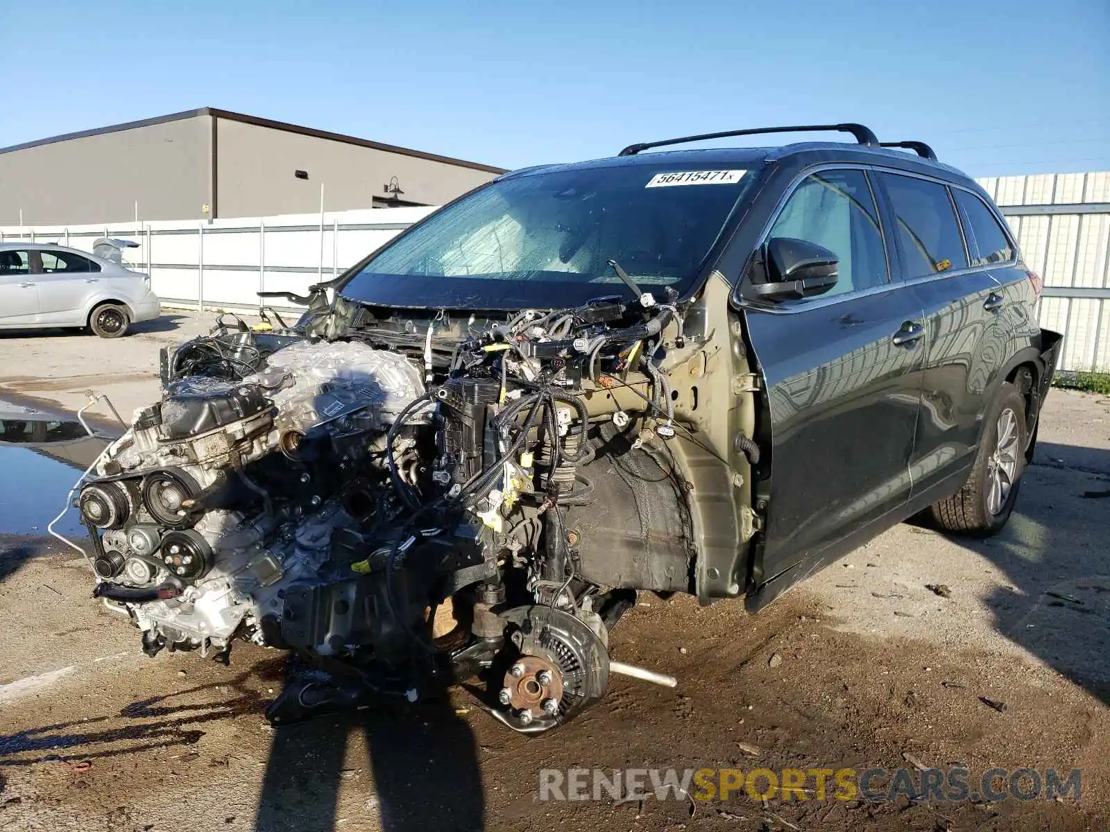 2 Photograph of a damaged car 5TDJZRFH3KS951448 TOYOTA HIGHLANDER 2019