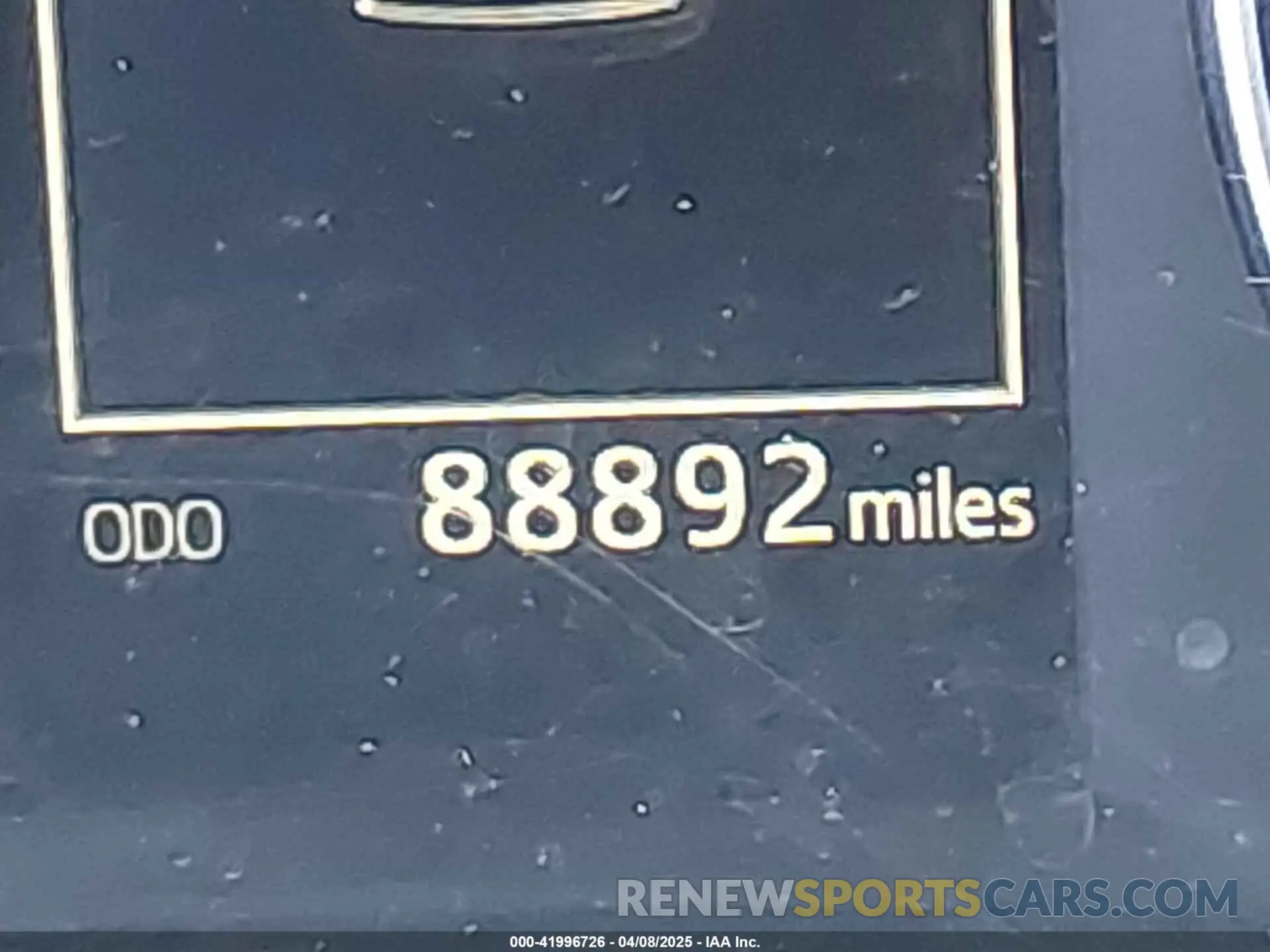 16 Photograph of a damaged car 5TDJZRFH4KS568084 TOYOTA HIGHLANDER 2019