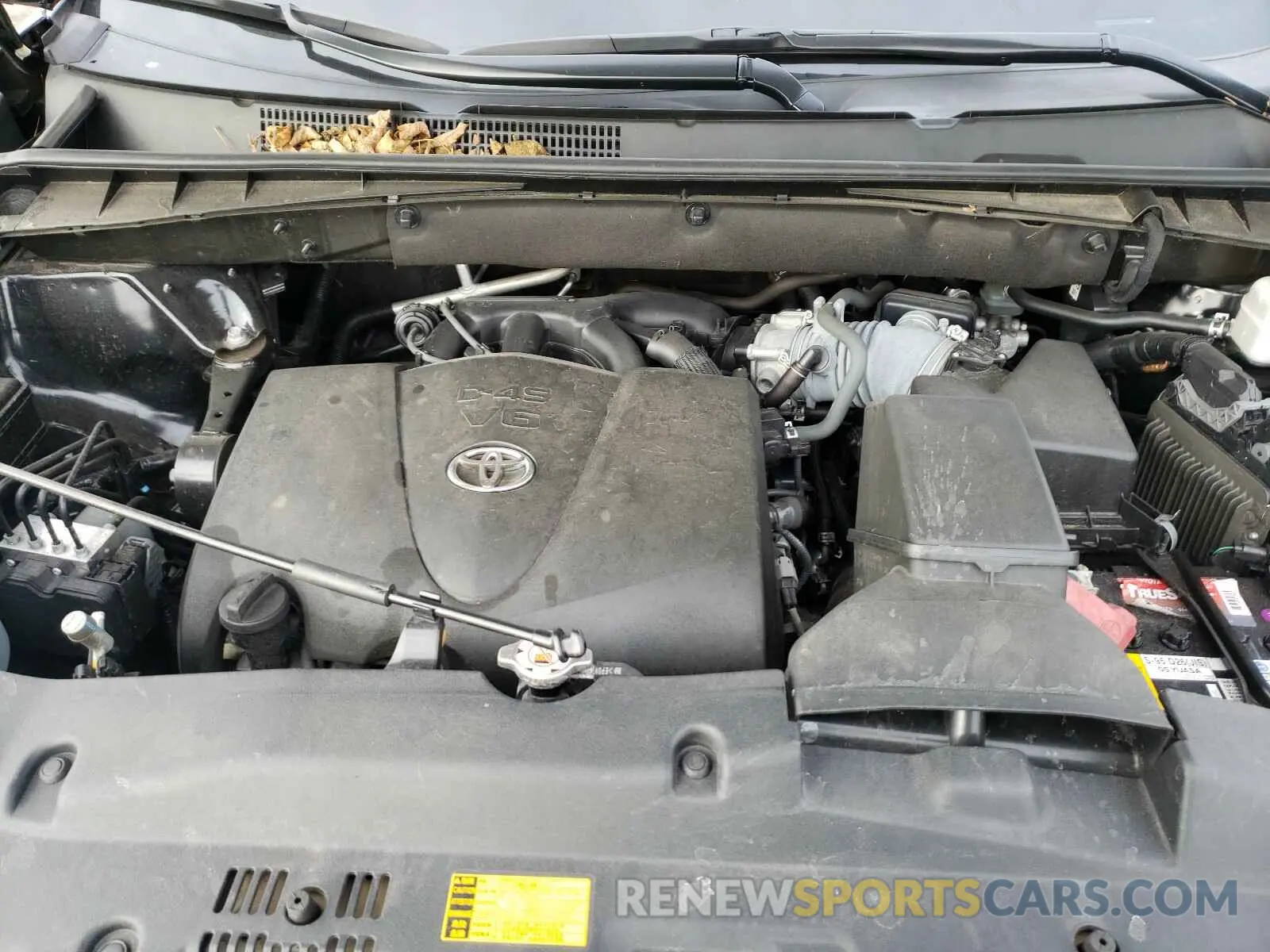 7 Photograph of a damaged car 5TDJZRFH4KS579750 TOYOTA HIGHLANDER 2019