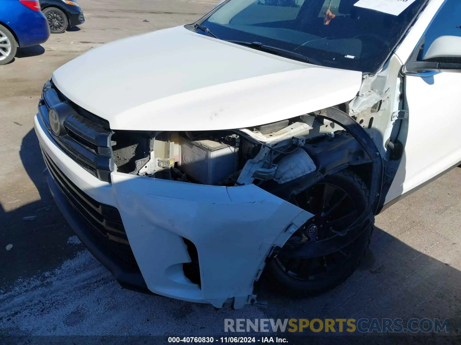 6 Photograph of a damaged car 5TDJZRFH4KS612570 TOYOTA HIGHLANDER 2019