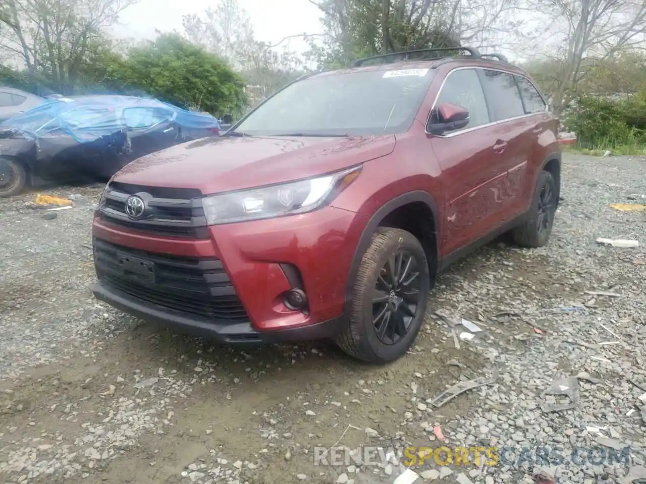 2 Photograph of a damaged car 5TDJZRFH4KS626825 TOYOTA HIGHLANDER 2019