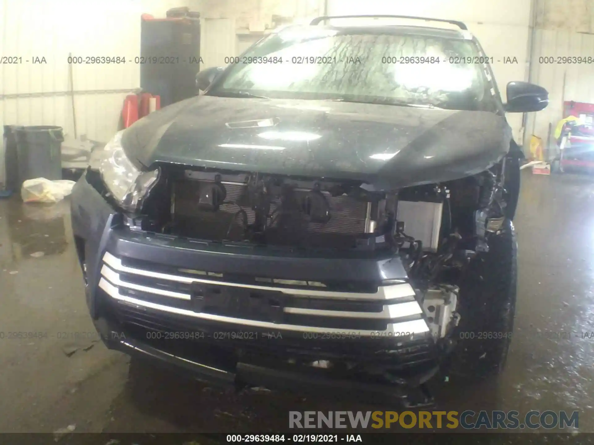 6 Photograph of a damaged car 5TDJZRFH4KS715147 TOYOTA HIGHLANDER 2019