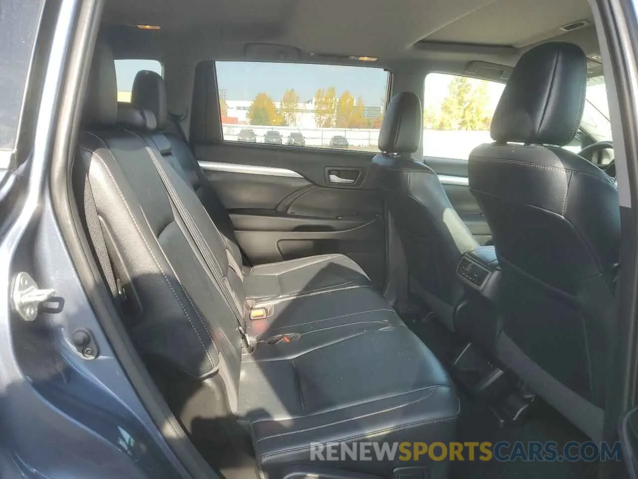 11 Photograph of a damaged car 5TDJZRFH4KS950728 TOYOTA HIGHLANDER 2019