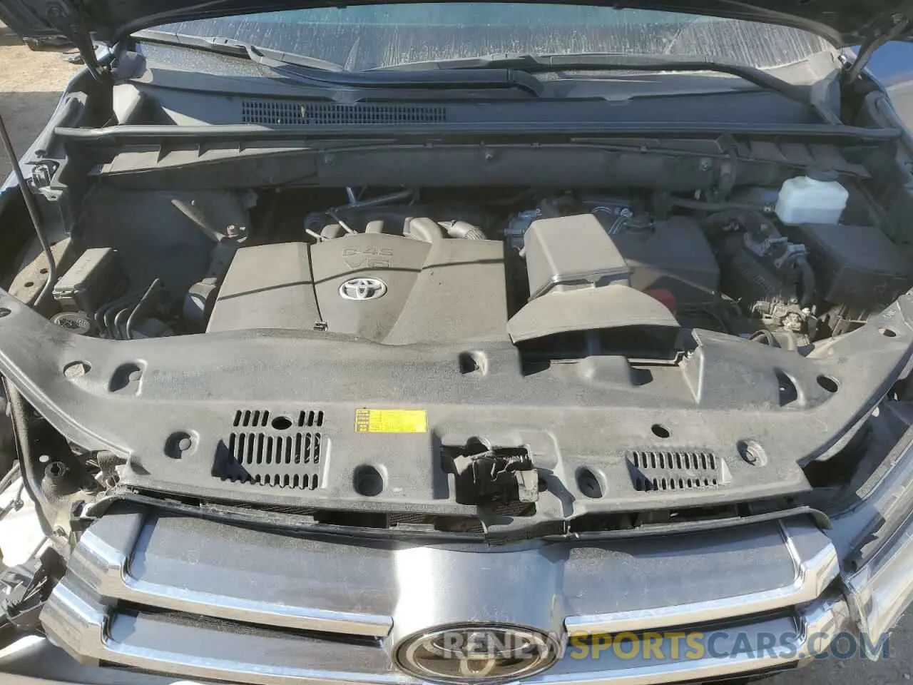 12 Photograph of a damaged car 5TDJZRFH4KS950728 TOYOTA HIGHLANDER 2019