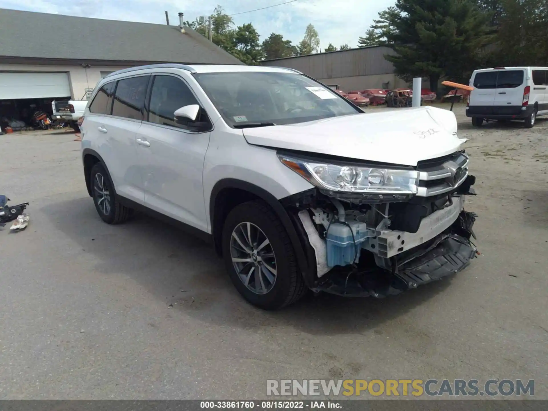 1 Photograph of a damaged car 5TDJZRFH5KS574069 TOYOTA HIGHLANDER 2019