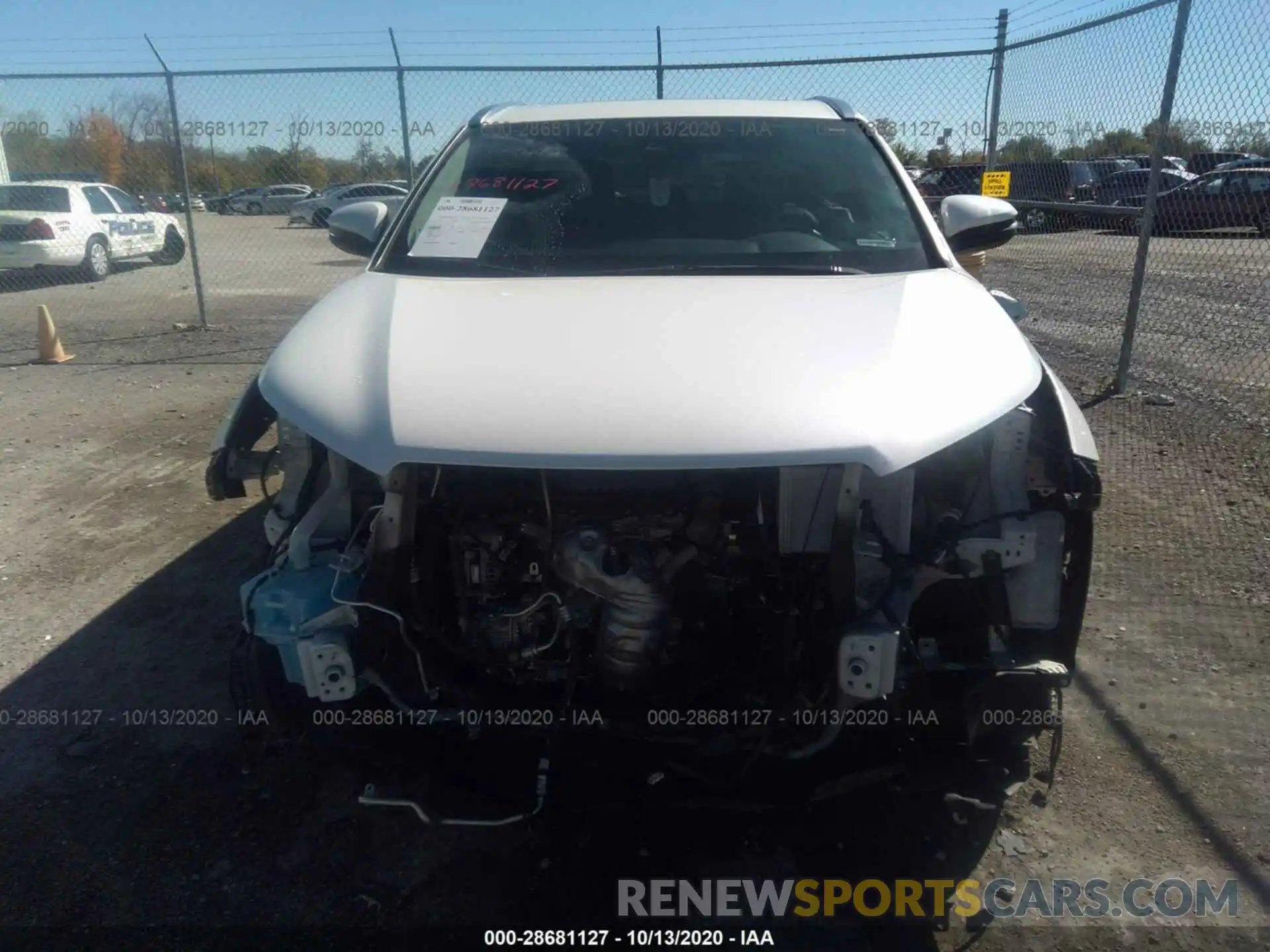 6 Photograph of a damaged car 5TDJZRFH5KS575657 TOYOTA HIGHLANDER 2019