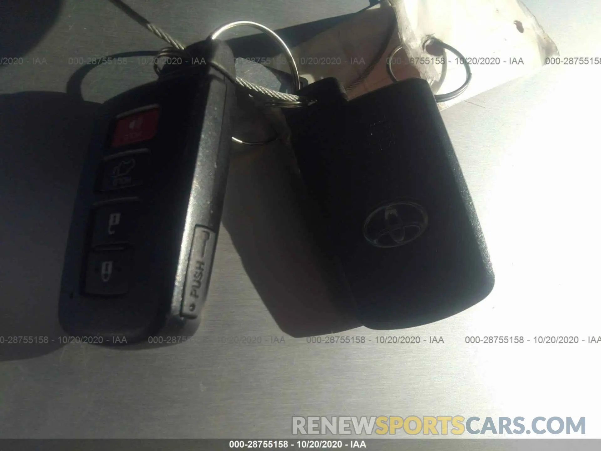 11 Photograph of a damaged car 5TDJZRFH5KS612772 TOYOTA HIGHLANDER 2019