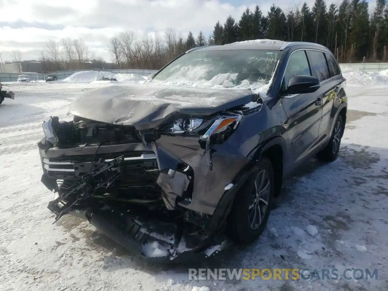 2 Photograph of a damaged car 5TDJZRFH5KS615154 TOYOTA HIGHLANDER 2019