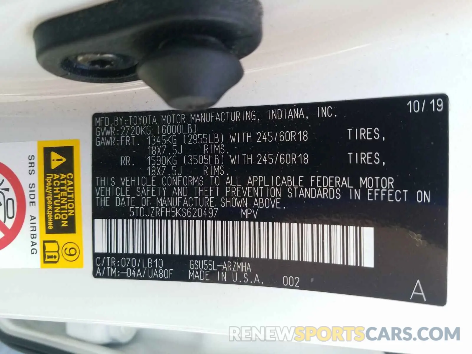10 Photograph of a damaged car 5TDJZRFH5KS620497 TOYOTA HIGHLANDER 2019
