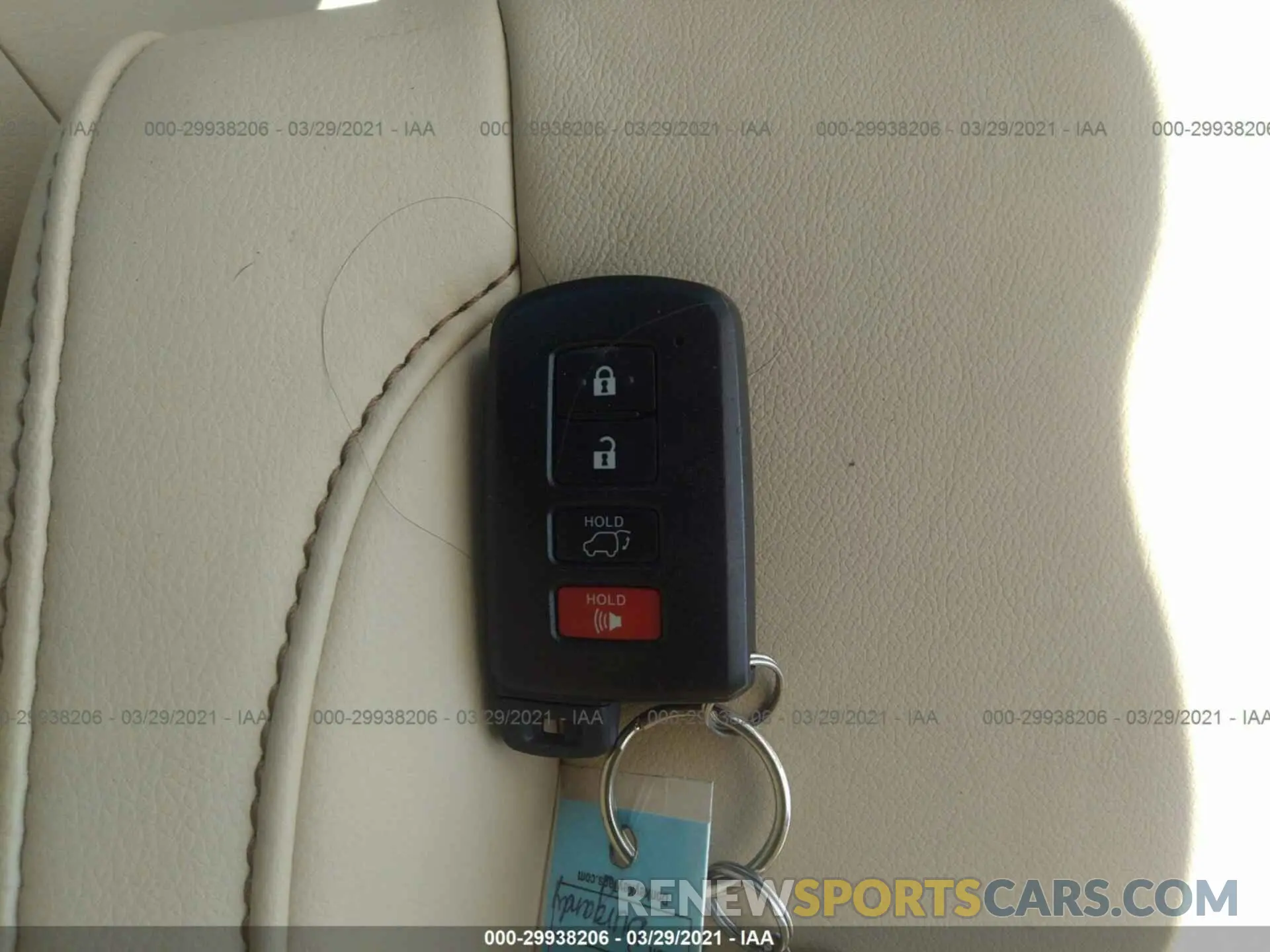 11 Photograph of a damaged car 5TDJZRFH5KS702732 TOYOTA HIGHLANDER 2019