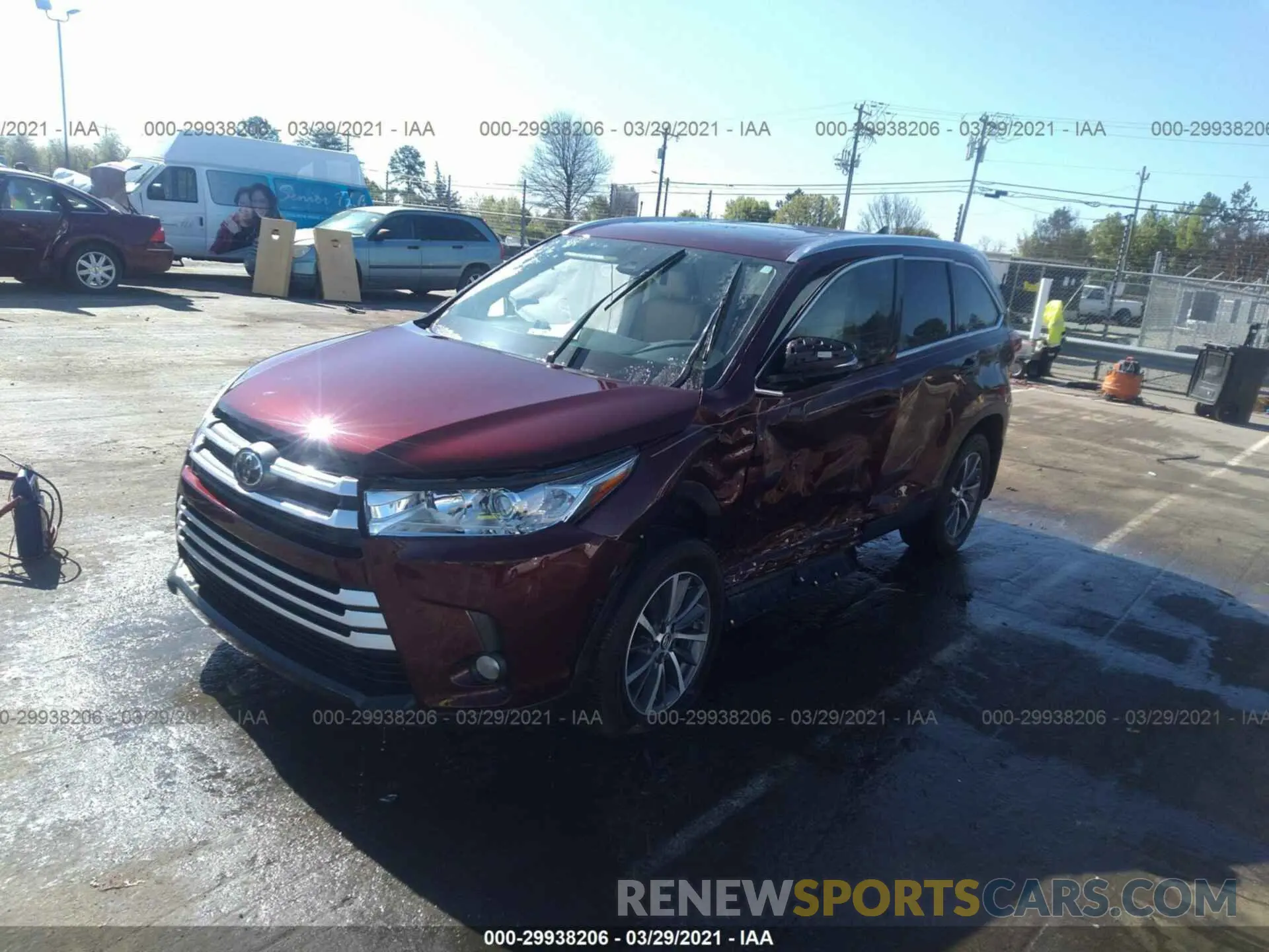 2 Photograph of a damaged car 5TDJZRFH5KS702732 TOYOTA HIGHLANDER 2019