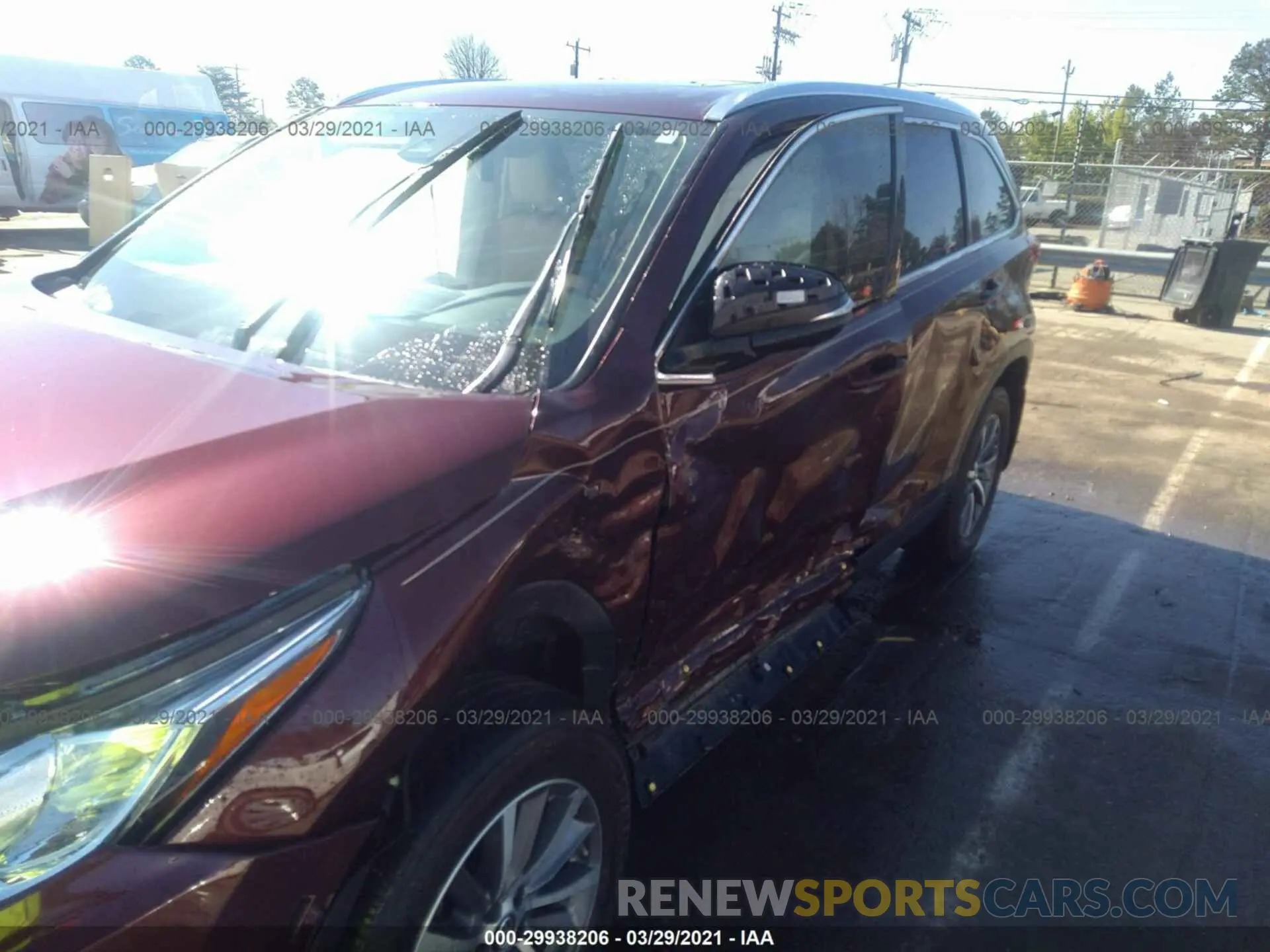 6 Photograph of a damaged car 5TDJZRFH5KS702732 TOYOTA HIGHLANDER 2019