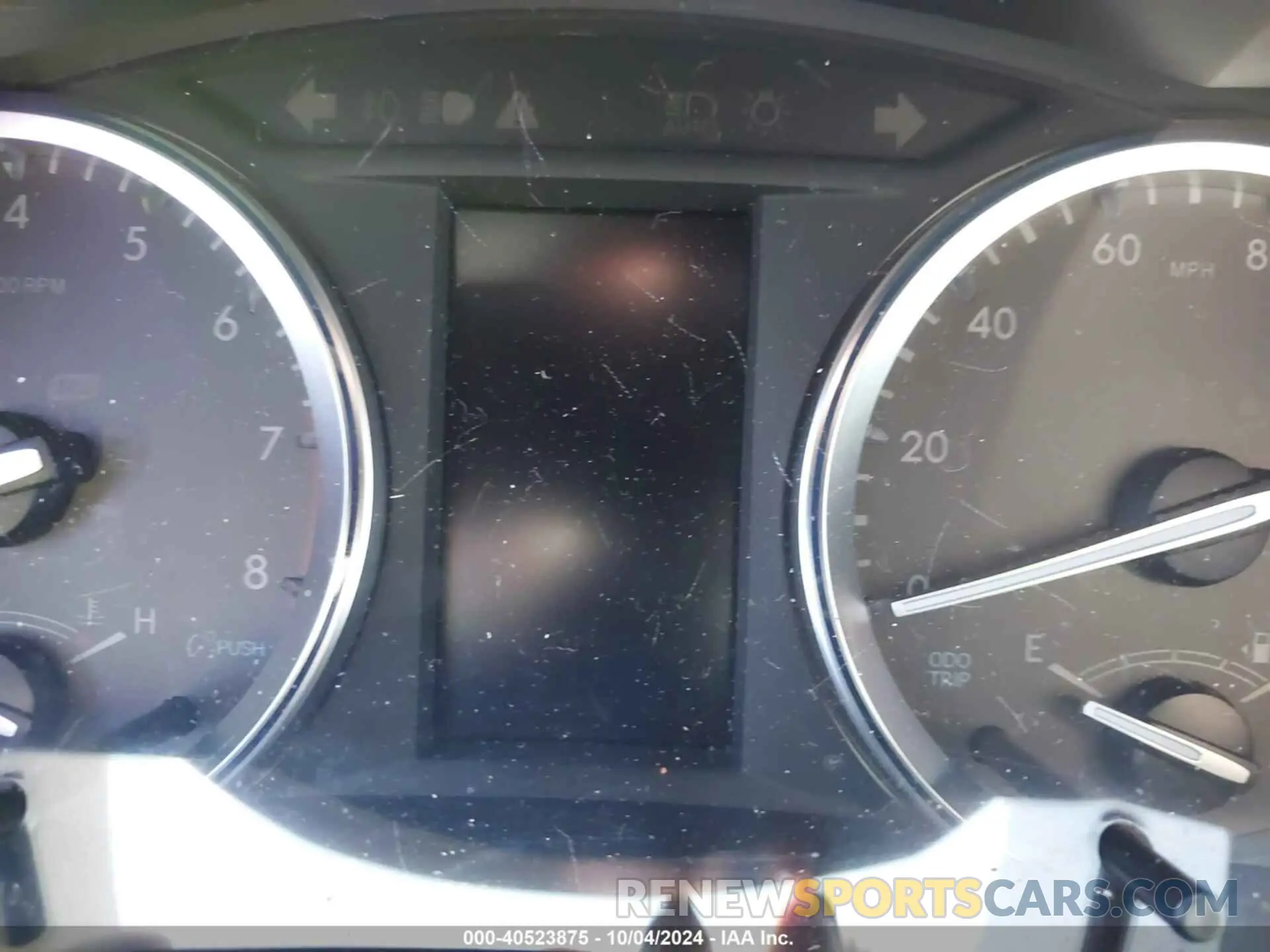 7 Photograph of a damaged car 5TDJZRFH5KS920265 TOYOTA HIGHLANDER 2019