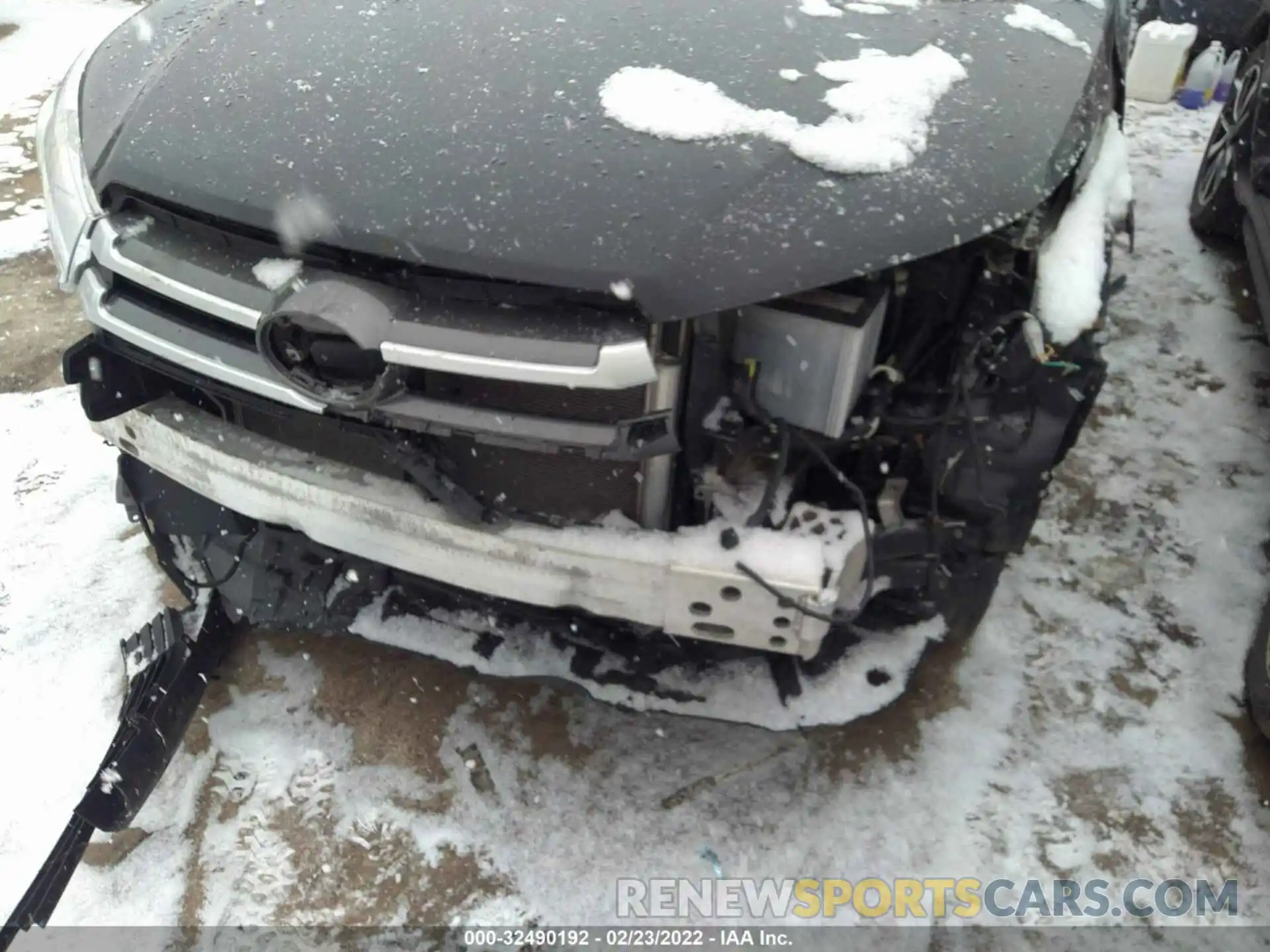 10 Photograph of a damaged car 5TDJZRFH5KS922808 TOYOTA HIGHLANDER 2019