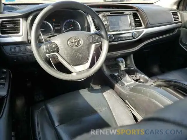 8 Photograph of a damaged car 5TDJZRFH5KS966985 TOYOTA HIGHLANDER 2019