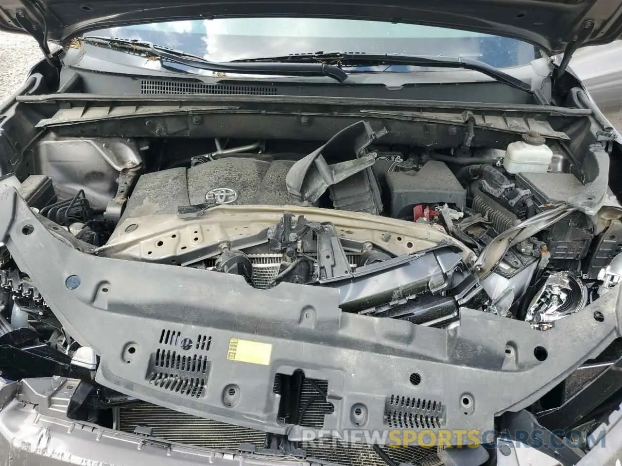 12 Photograph of a damaged car 5TDJZRFH5KS980790 TOYOTA HIGHLANDER 2019