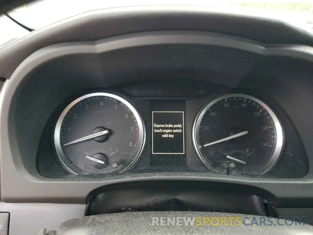 9 Photograph of a damaged car 5TDJZRFH5KS980790 TOYOTA HIGHLANDER 2019