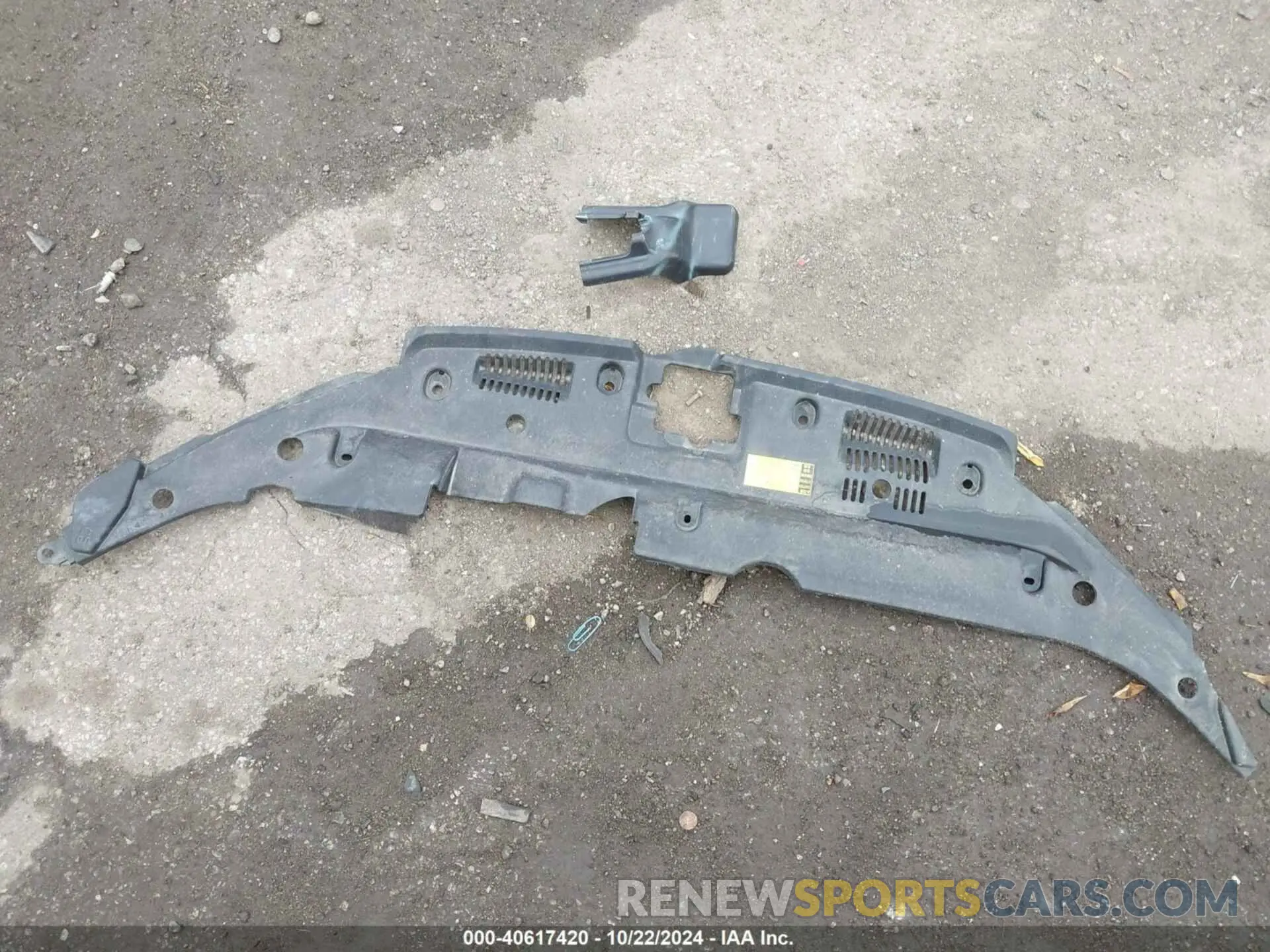 12 Photograph of a damaged car 5TDJZRFH6KS562772 TOYOTA HIGHLANDER 2019