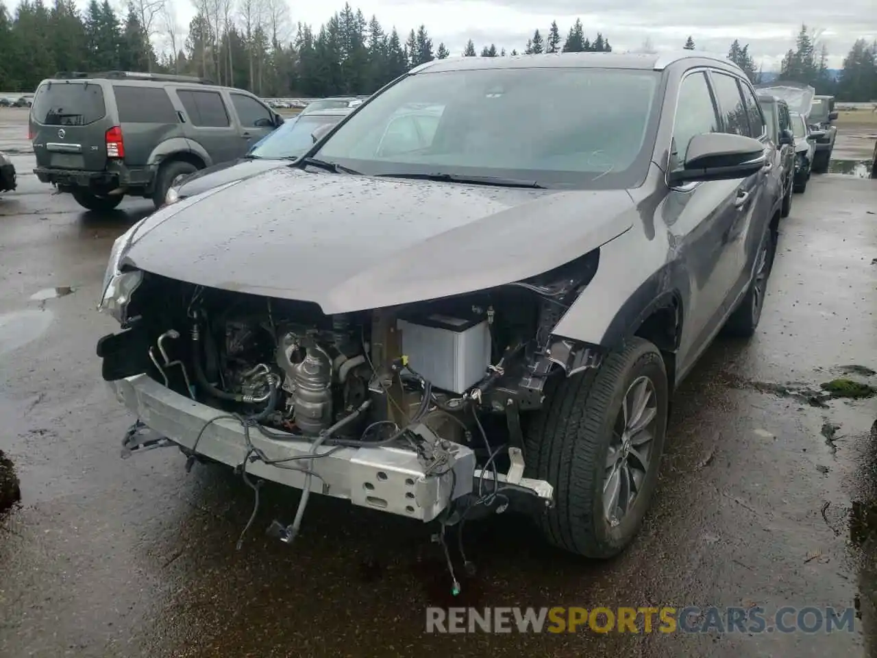 2 Photograph of a damaged car 5TDJZRFH6KS565199 TOYOTA HIGHLANDER 2019