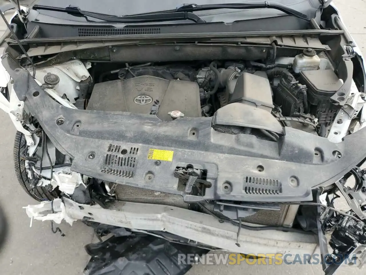 12 Photograph of a damaged car 5TDJZRFH6KS596906 TOYOTA HIGHLANDER 2019