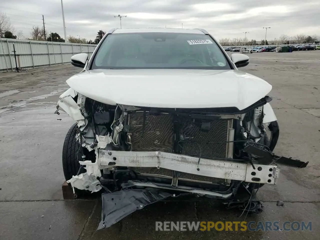 5 Photograph of a damaged car 5TDJZRFH6KS596906 TOYOTA HIGHLANDER 2019