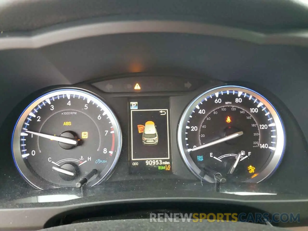 9 Photograph of a damaged car 5TDJZRFH6KS600792 TOYOTA HIGHLANDER 2019