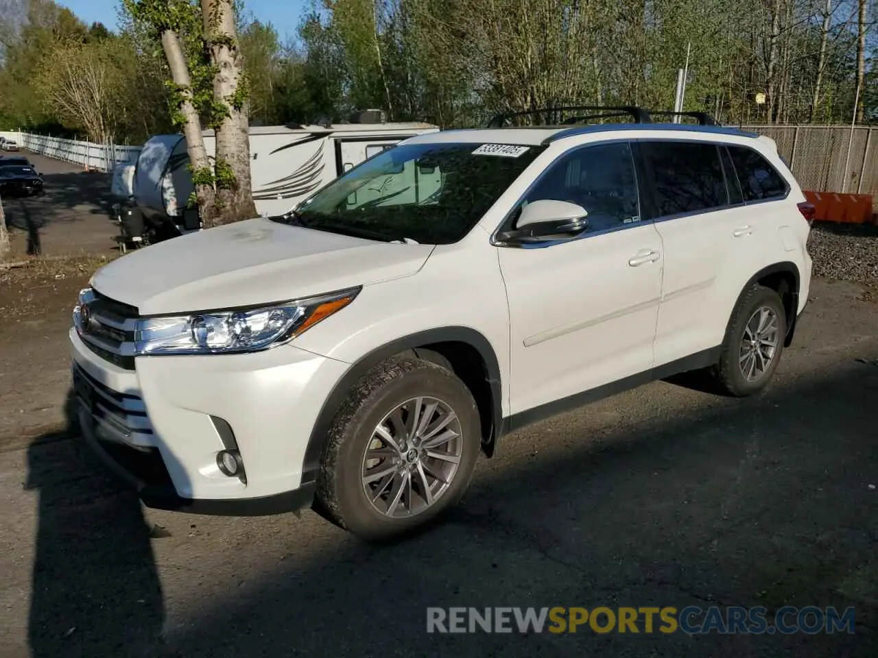1 Photograph of a damaged car 5TDJZRFH6KS602994 TOYOTA HIGHLANDER 2019