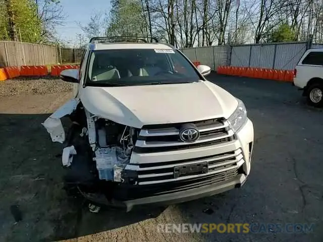 12 Photograph of a damaged car 5TDJZRFH6KS602994 TOYOTA HIGHLANDER 2019