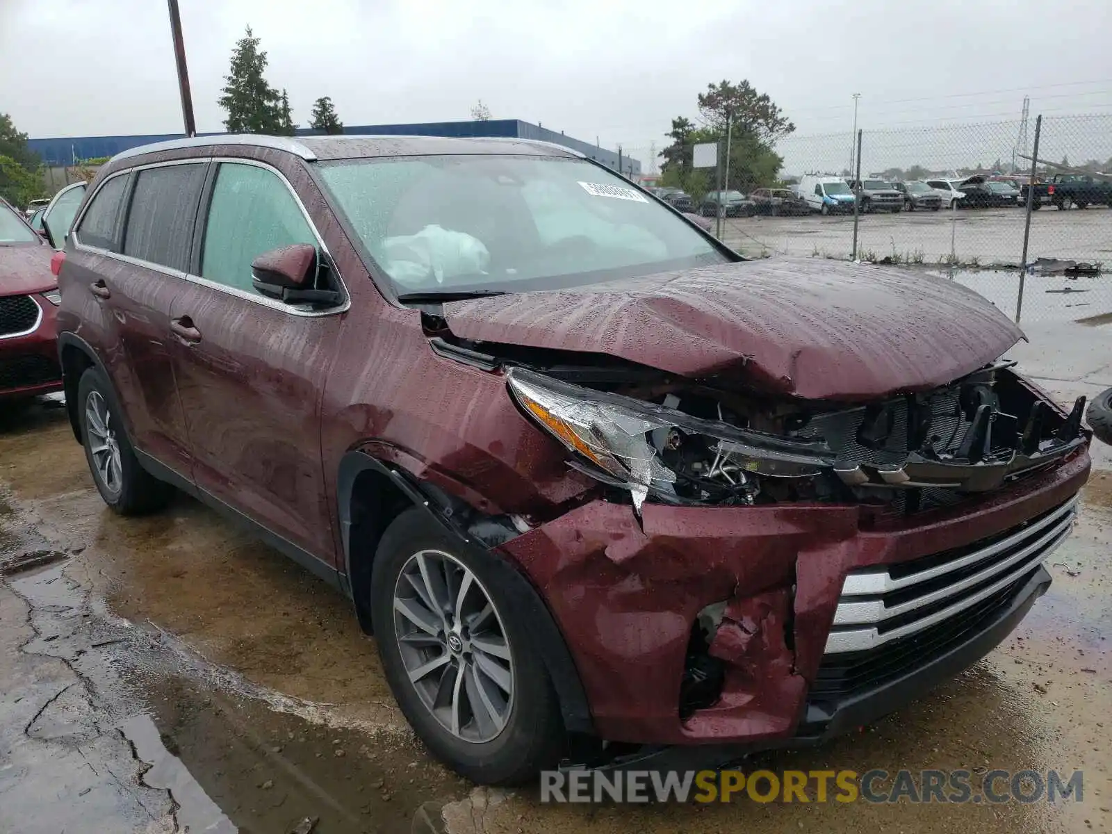 1 Photograph of a damaged car 5TDJZRFH6KS927550 TOYOTA HIGHLANDER 2019