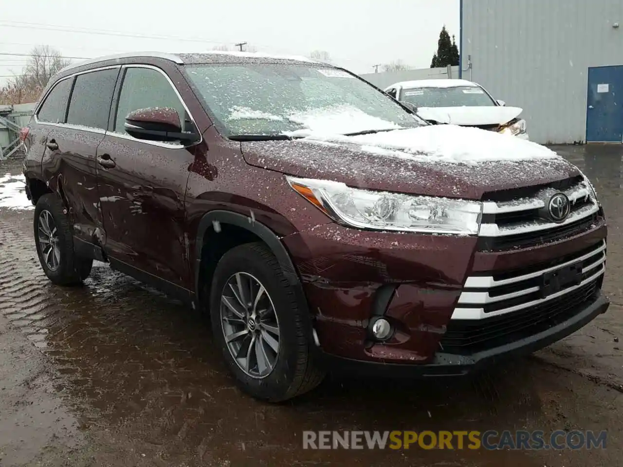 1 Photograph of a damaged car 5TDJZRFH6KS932439 TOYOTA HIGHLANDER 2019