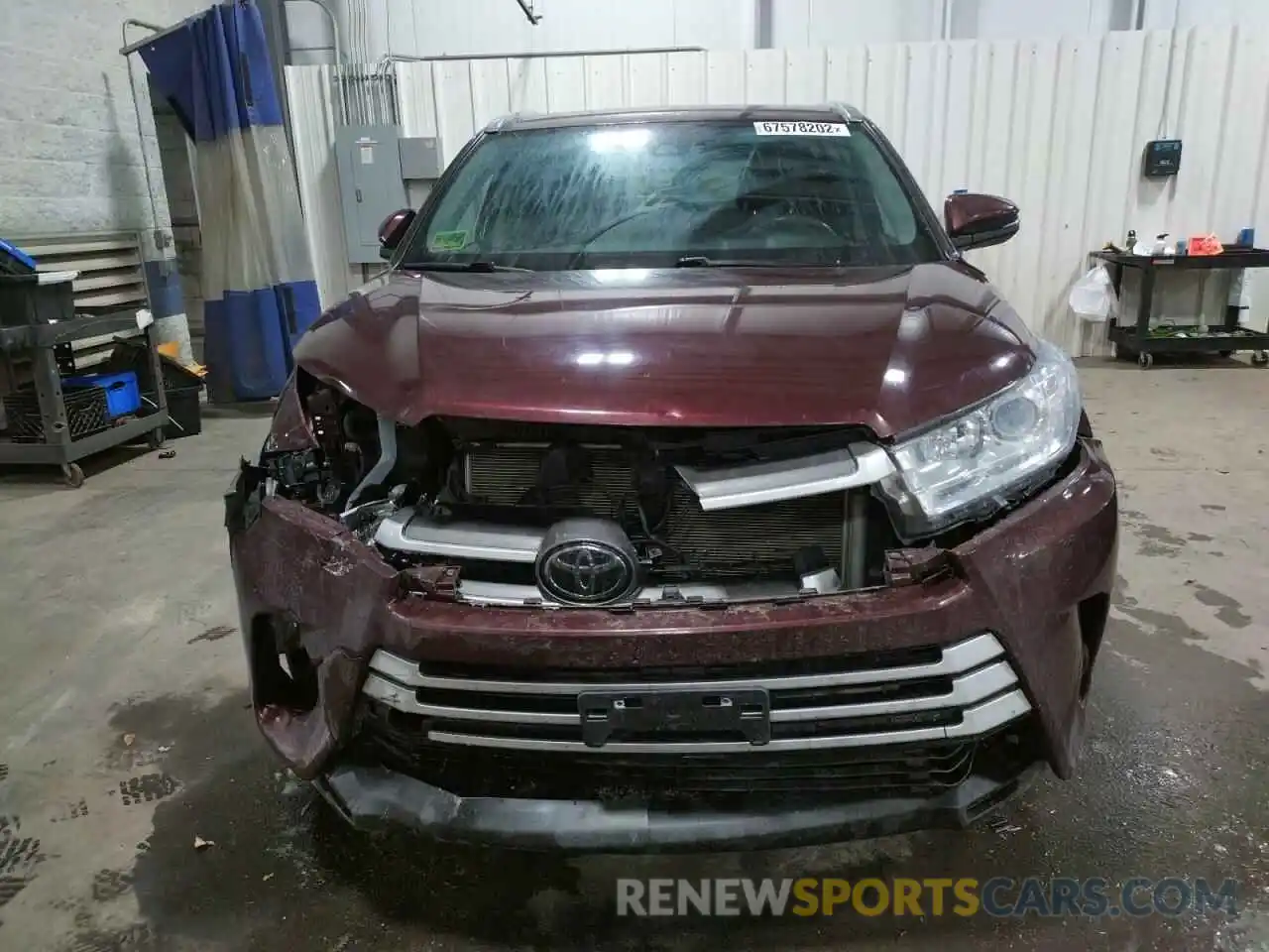 5 Photograph of a damaged car 5TDJZRFH6KS956370 TOYOTA HIGHLANDER 2019