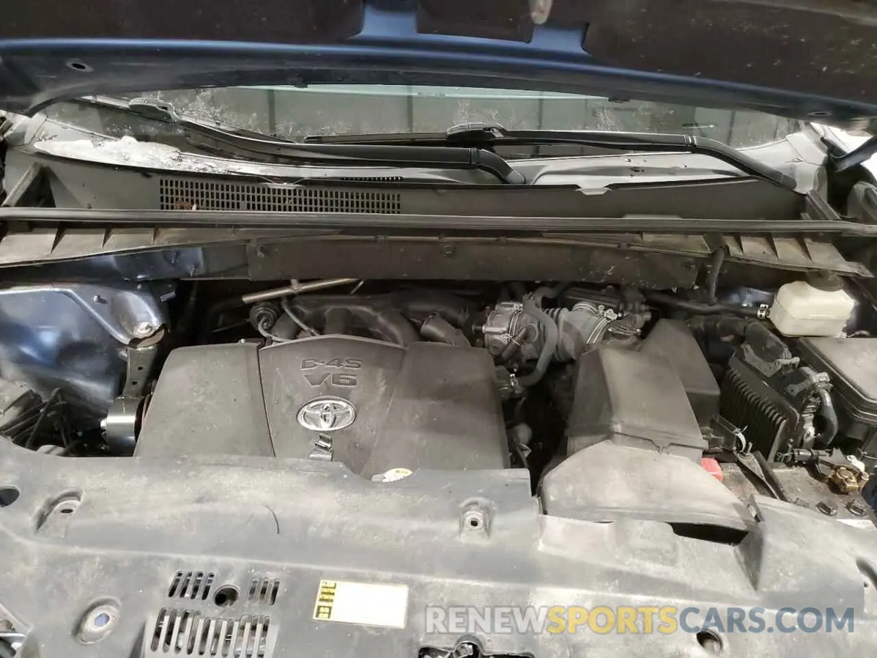 13 Photograph of a damaged car 5TDJZRFH6KS998554 TOYOTA HIGHLANDER 2019