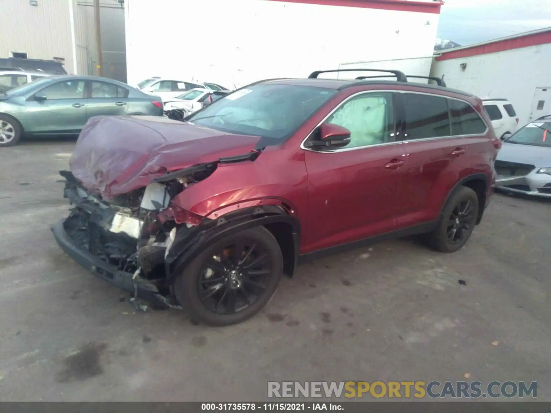 2 Photograph of a damaged car 5TDJZRFH7KS576079 TOYOTA HIGHLANDER 2019