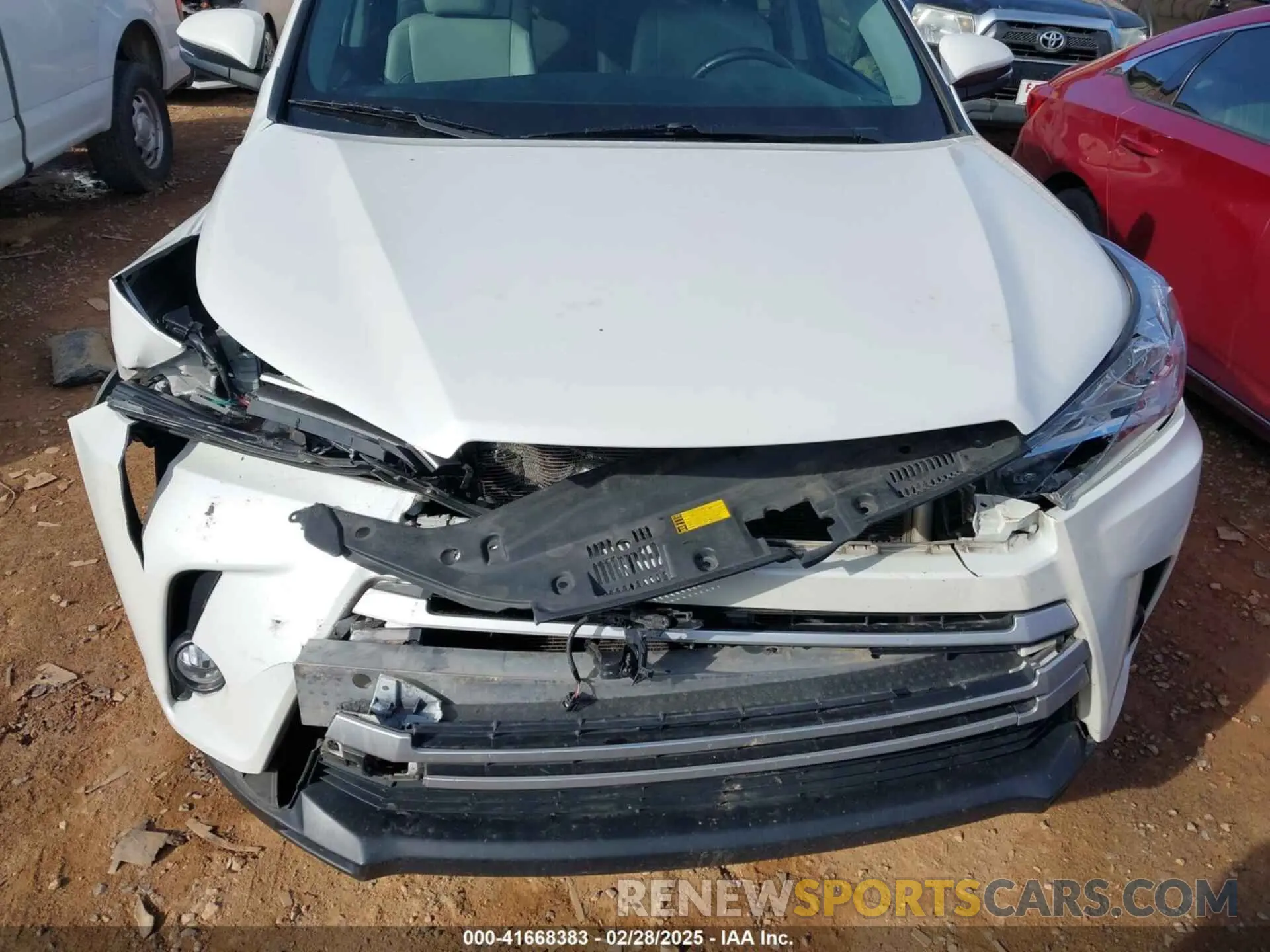 6 Photograph of a damaged car 5TDJZRFH7KS588393 TOYOTA HIGHLANDER 2019