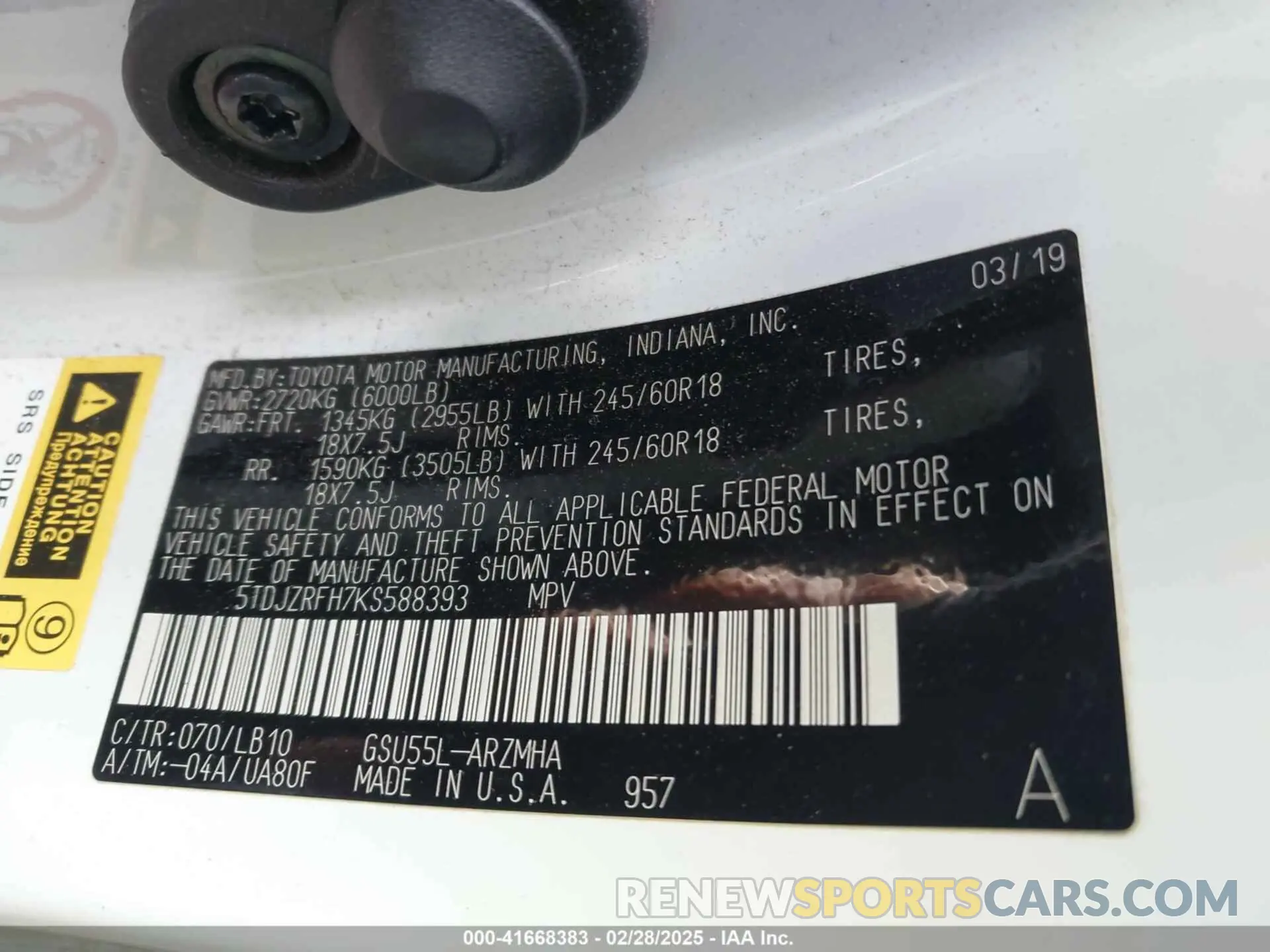 9 Photograph of a damaged car 5TDJZRFH7KS588393 TOYOTA HIGHLANDER 2019