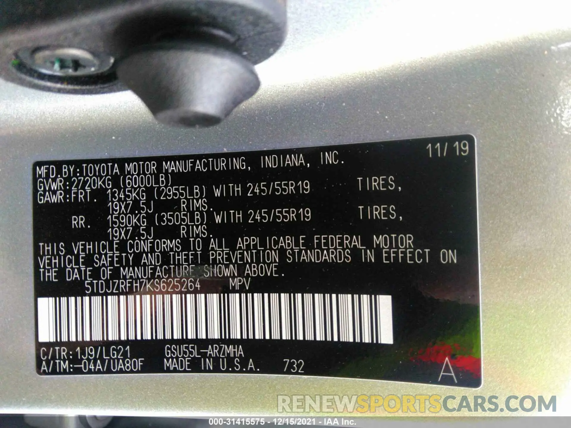 9 Photograph of a damaged car 5TDJZRFH7KS625264 TOYOTA HIGHLANDER 2019