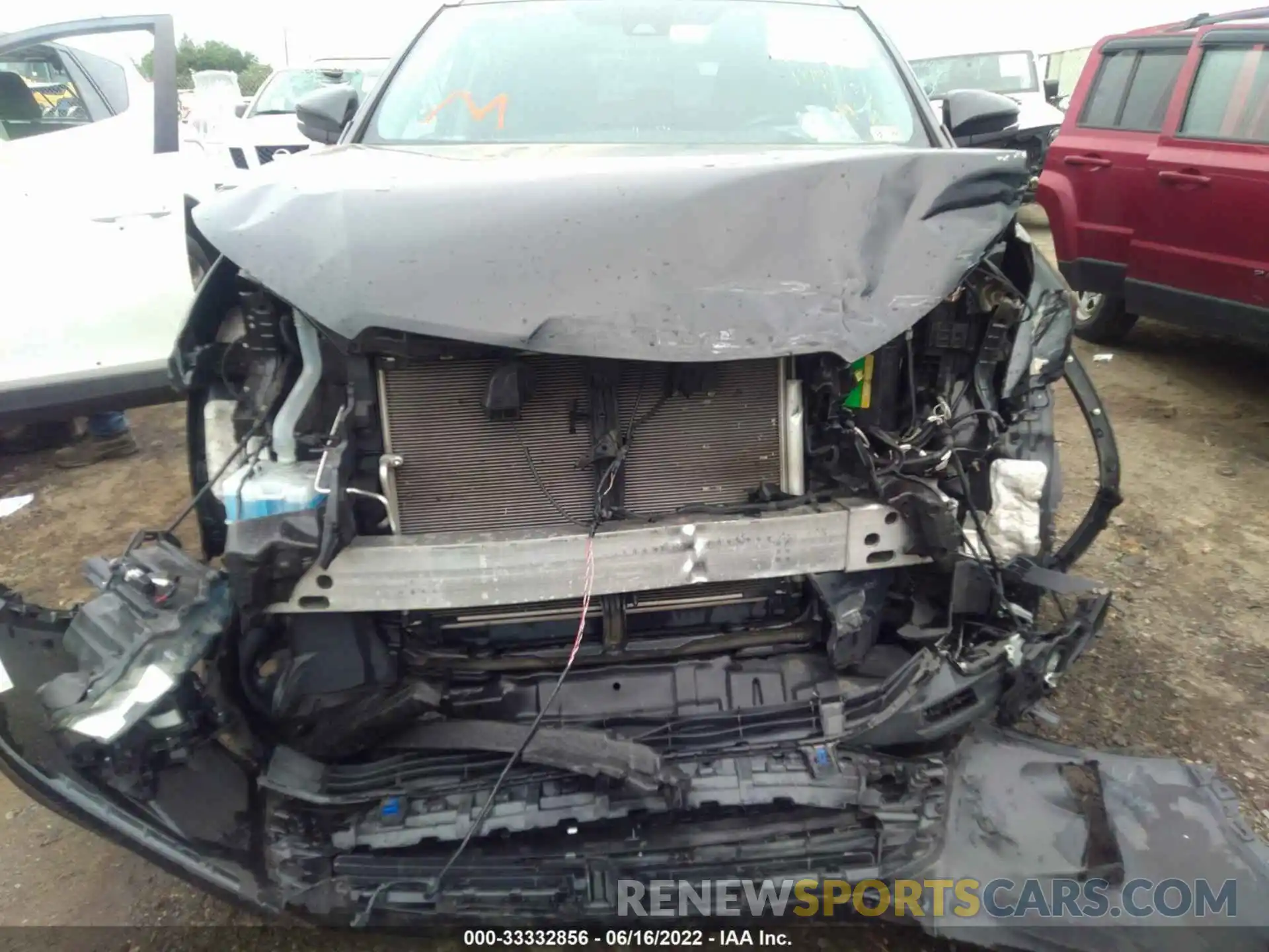 6 Photograph of a damaged car 5TDJZRFH7KS711951 TOYOTA HIGHLANDER 2019