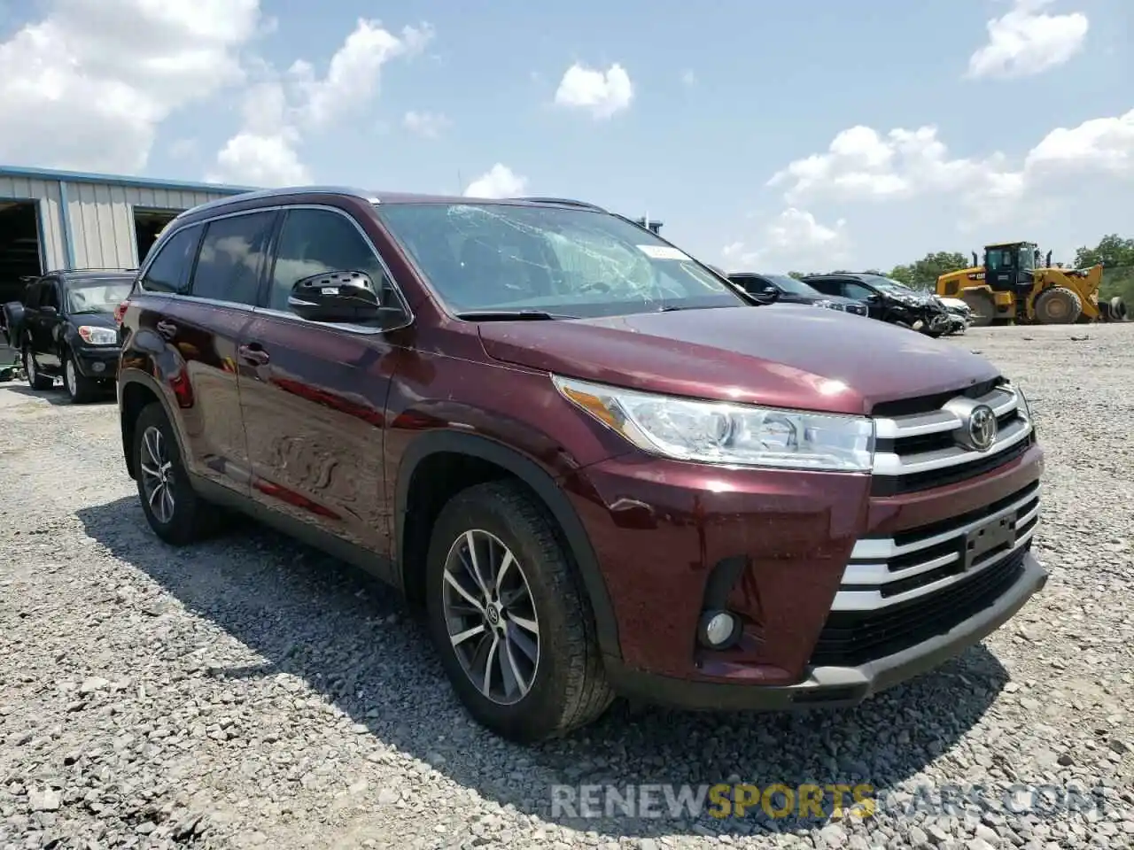 1 Photograph of a damaged car 5TDJZRFH7KS740298 TOYOTA HIGHLANDER 2019