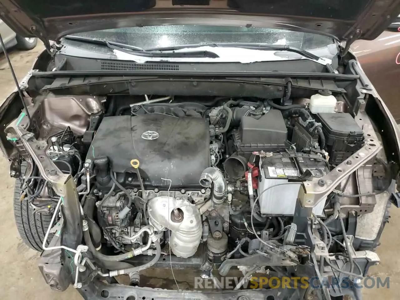 12 Photograph of a damaged car 5TDJZRFH7KS950982 TOYOTA HIGHLANDER 2019