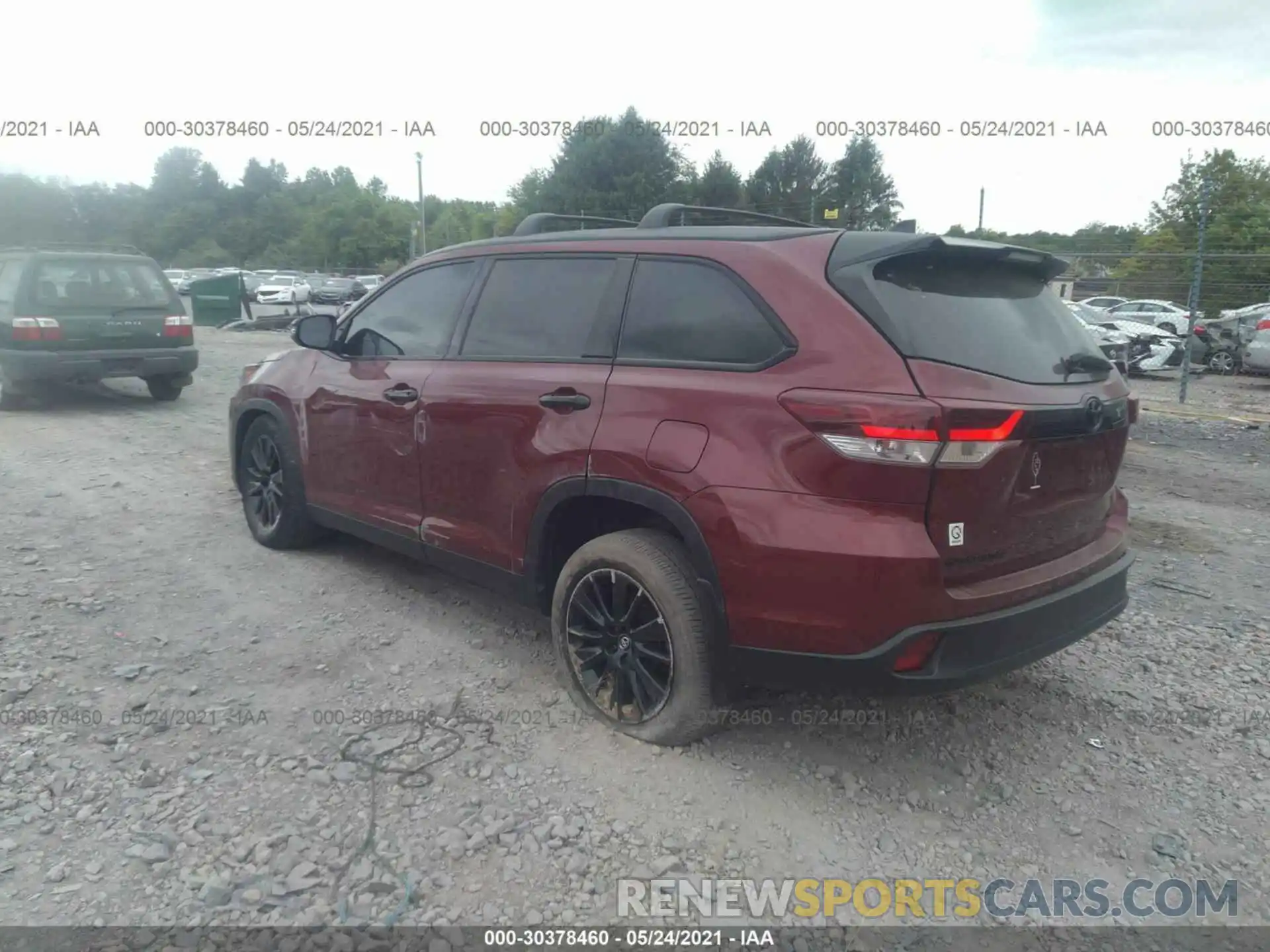 3 Photograph of a damaged car 5TDJZRFH7KS975171 TOYOTA HIGHLANDER 2019